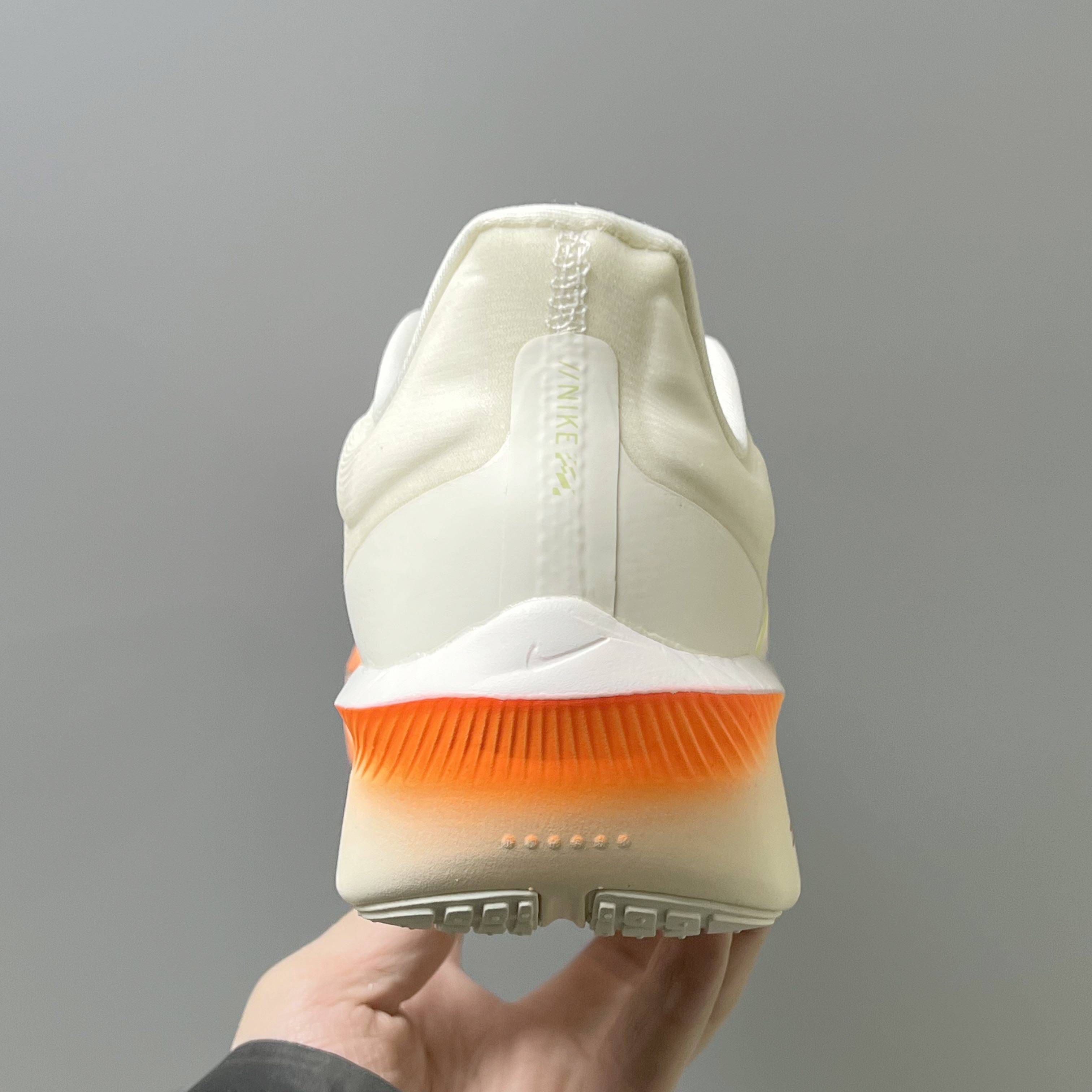 Nike Zoom Fly 6 FN8455-105