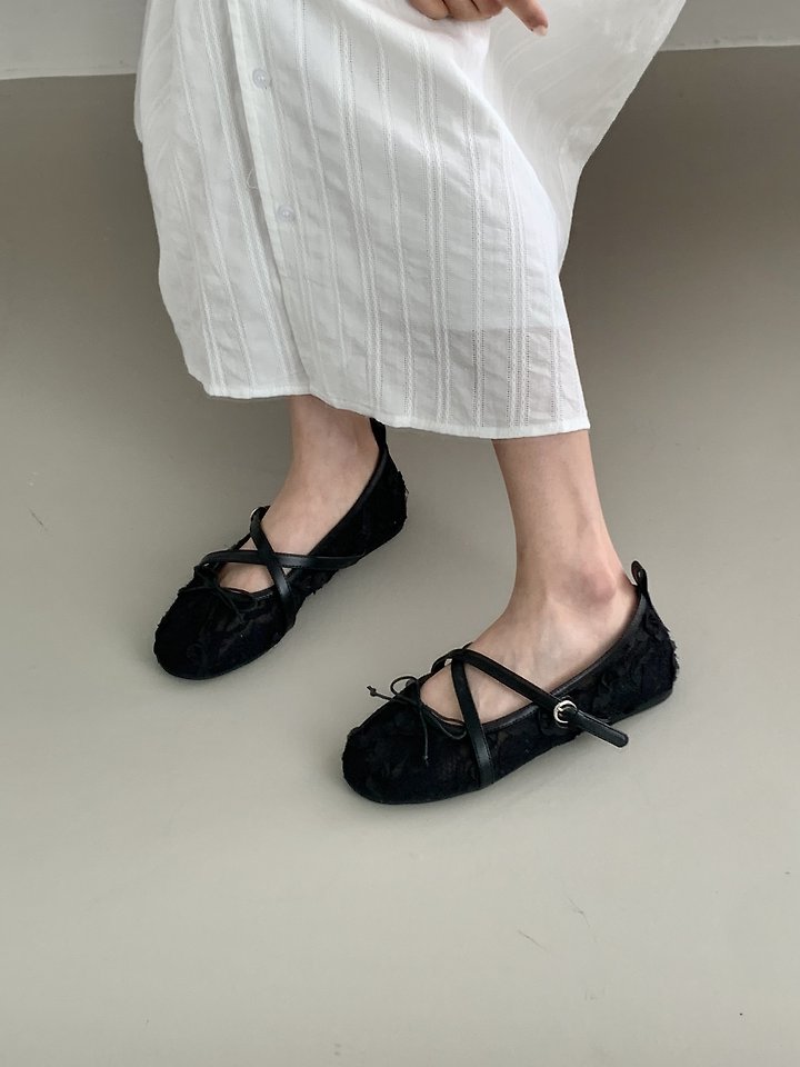 Lacie Strap Flat (2 colors)