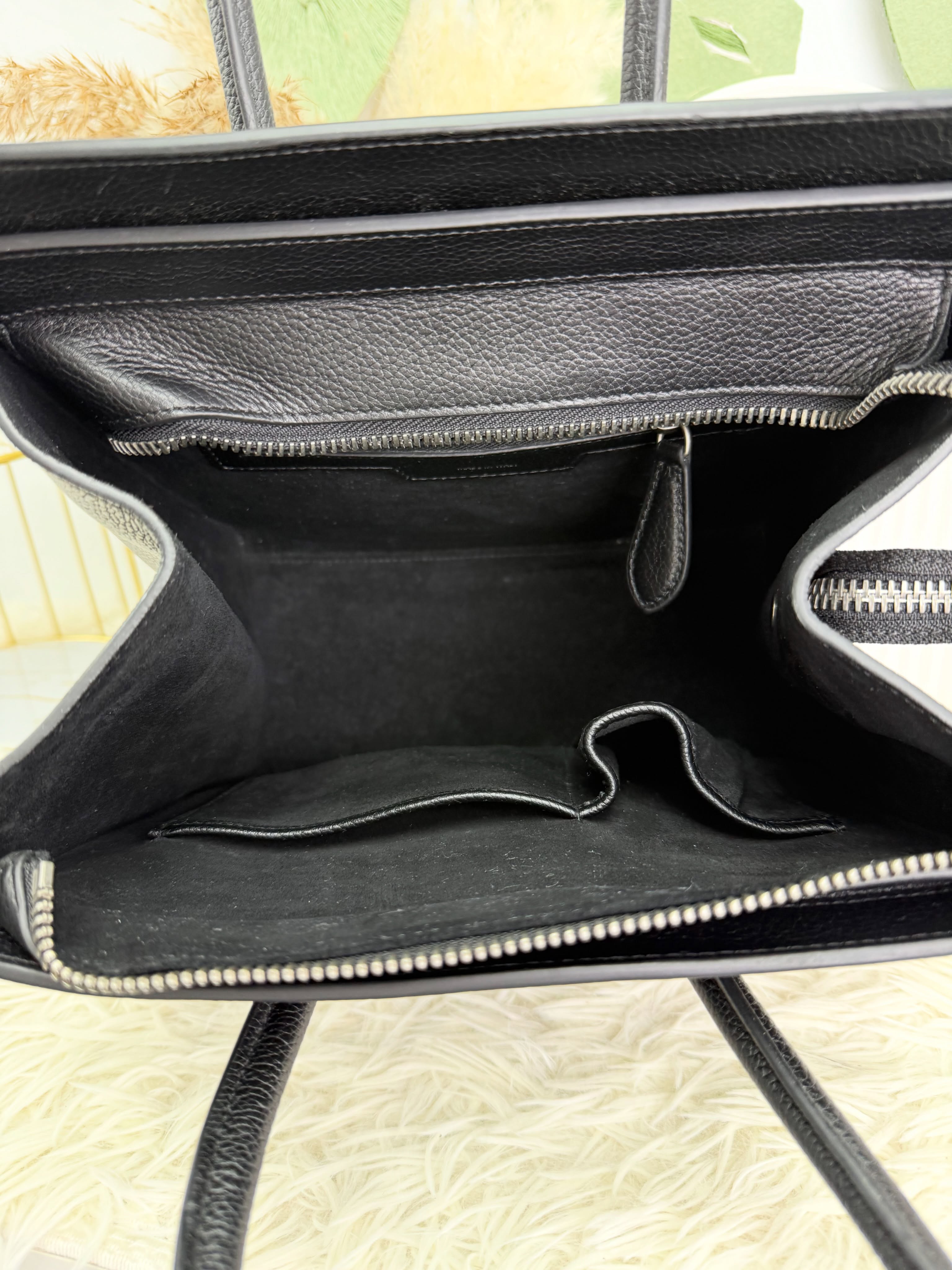 👜 PRE OWNED 🛍️Luggage Bag black🖤 