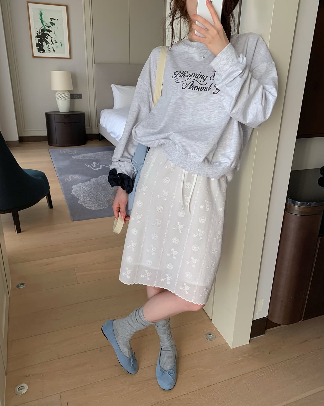 maria lace mid skirt