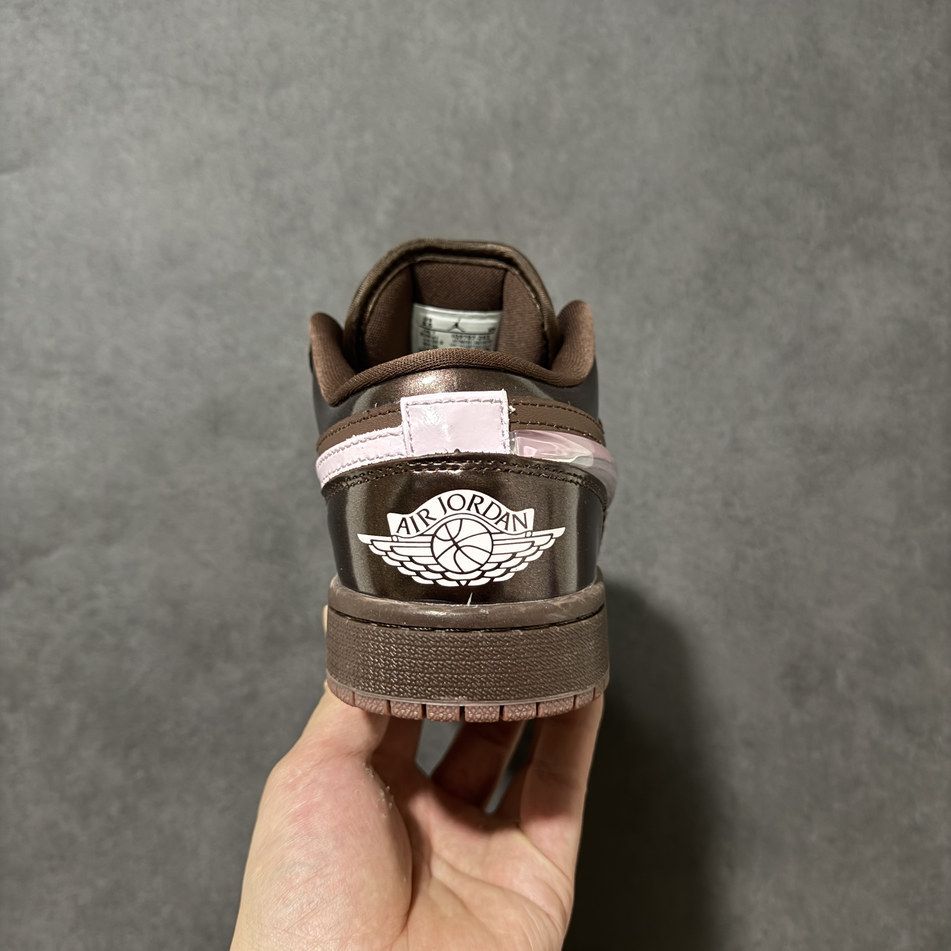 Nike Air Jordan 1 Low "Valentine's Day" IQ9787-262 