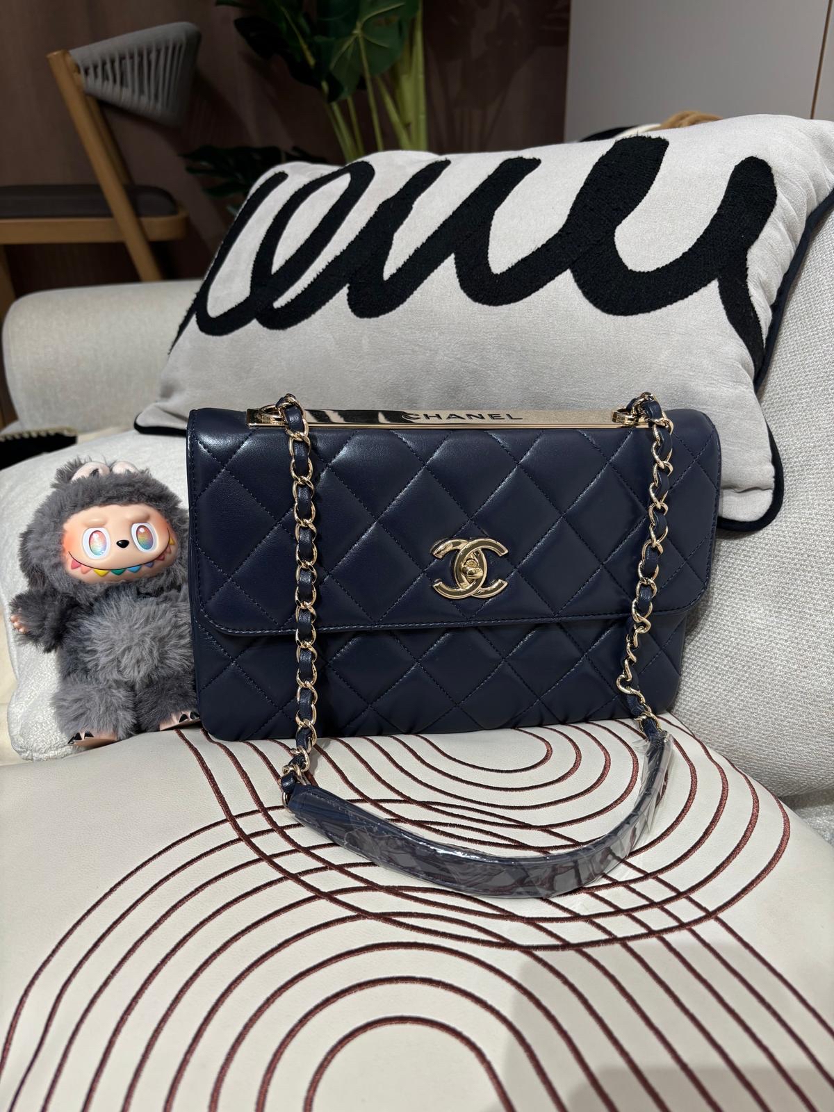 Chanel trendy cc flap bag navy 100%Authentic,95%new ✅Card✅dust bag✅box