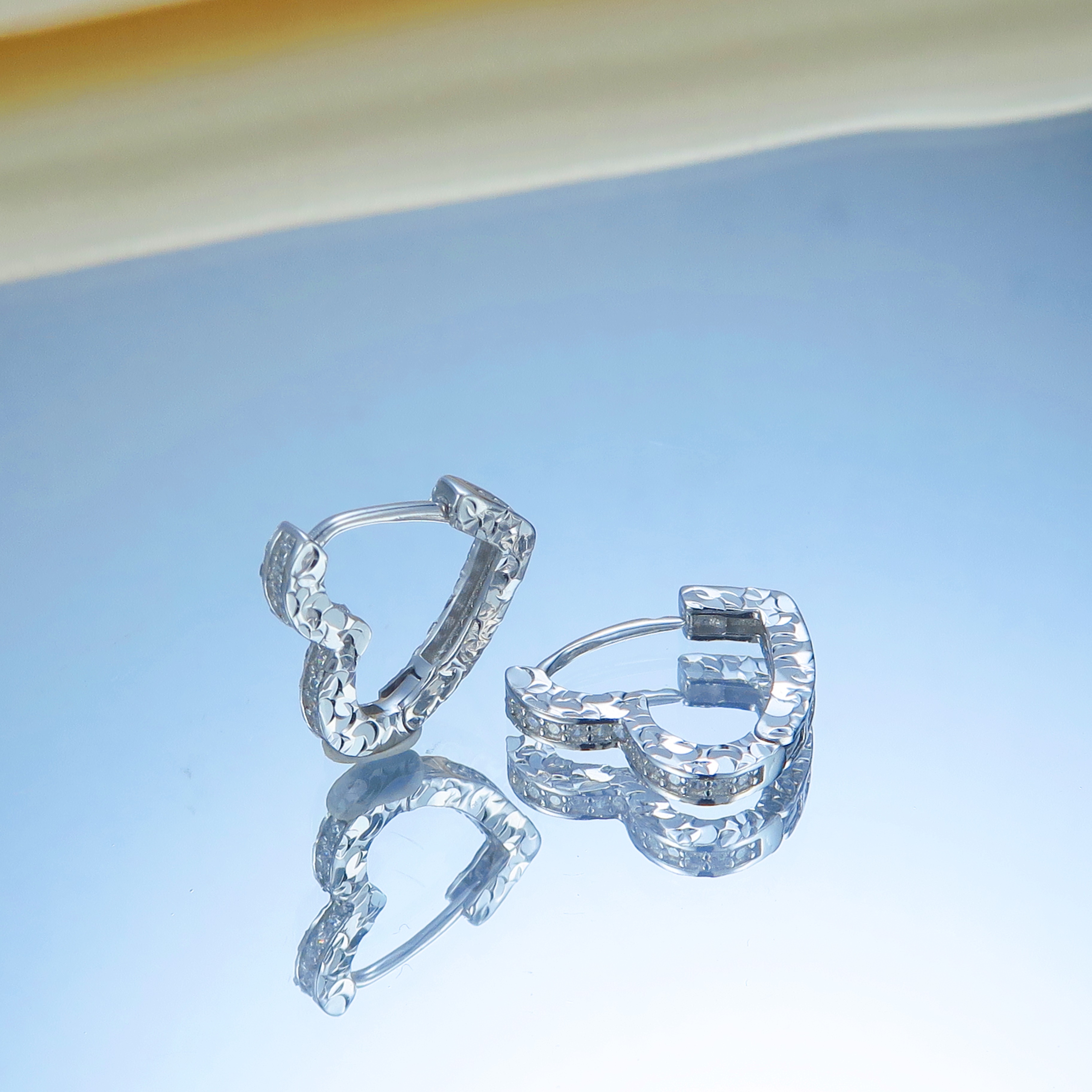 NO.E27  925純銀耳環  內徑約10mm 