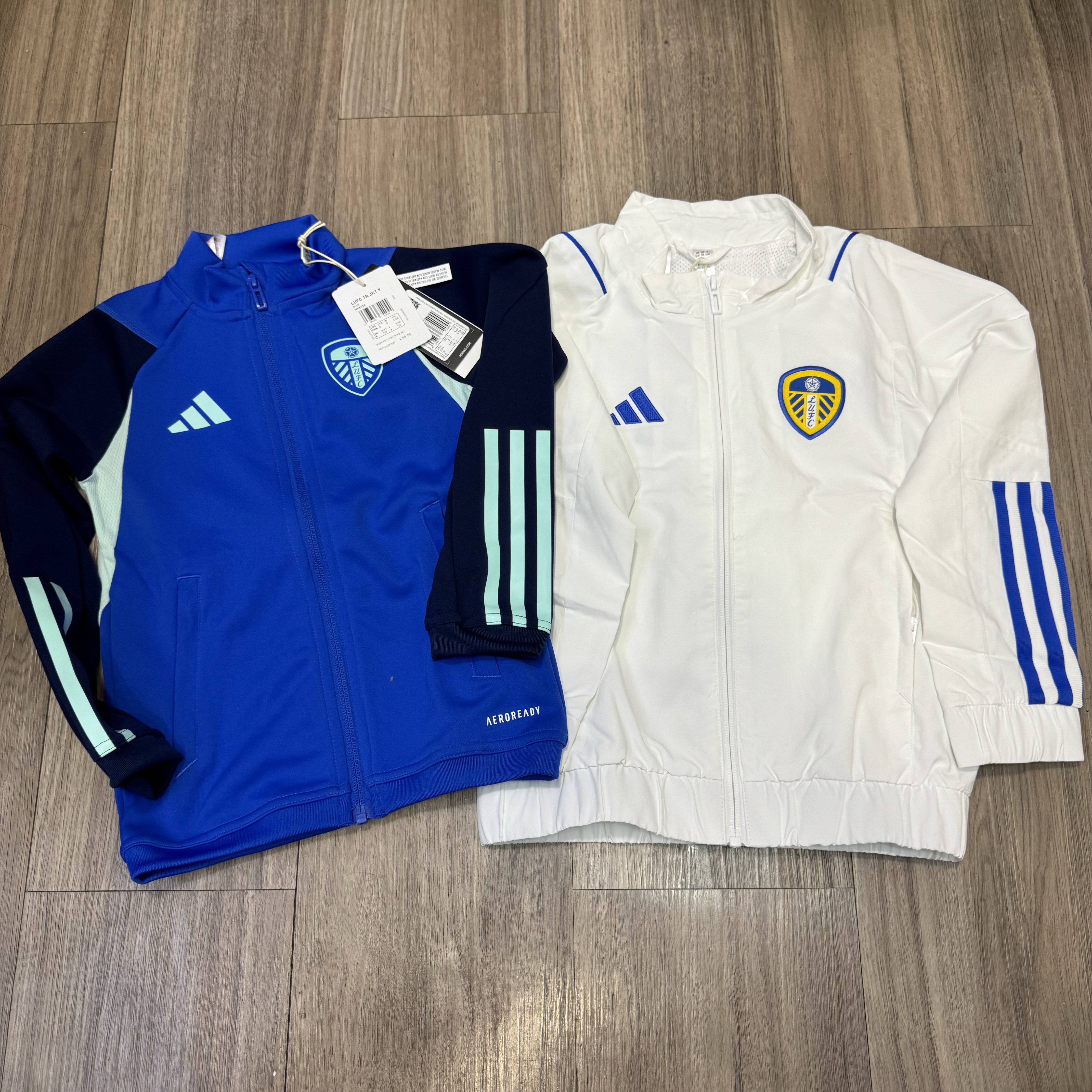 (Kids size)Leeds United training jacket (Bnwt)