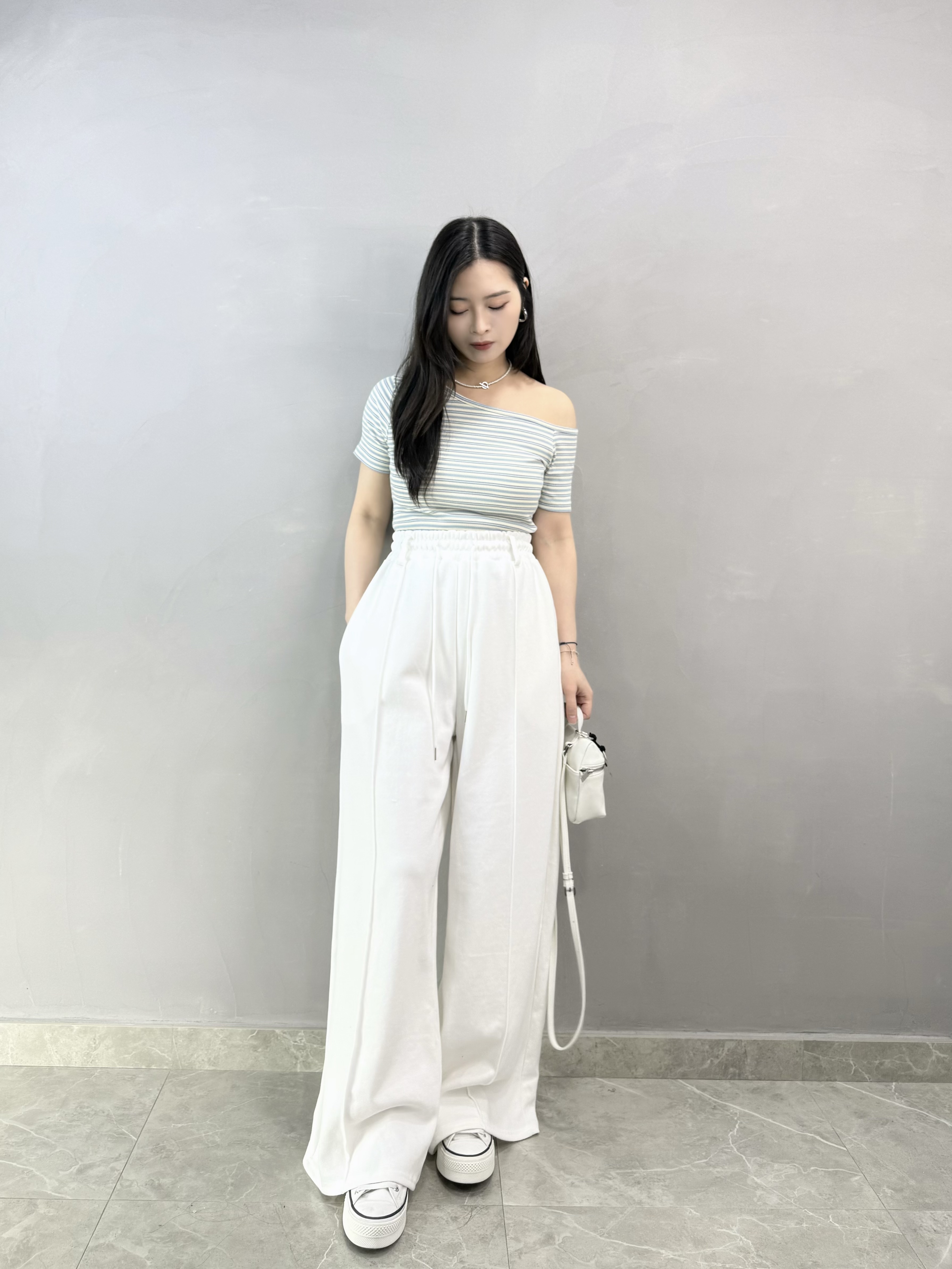 K67 單邊露膊橫間Top