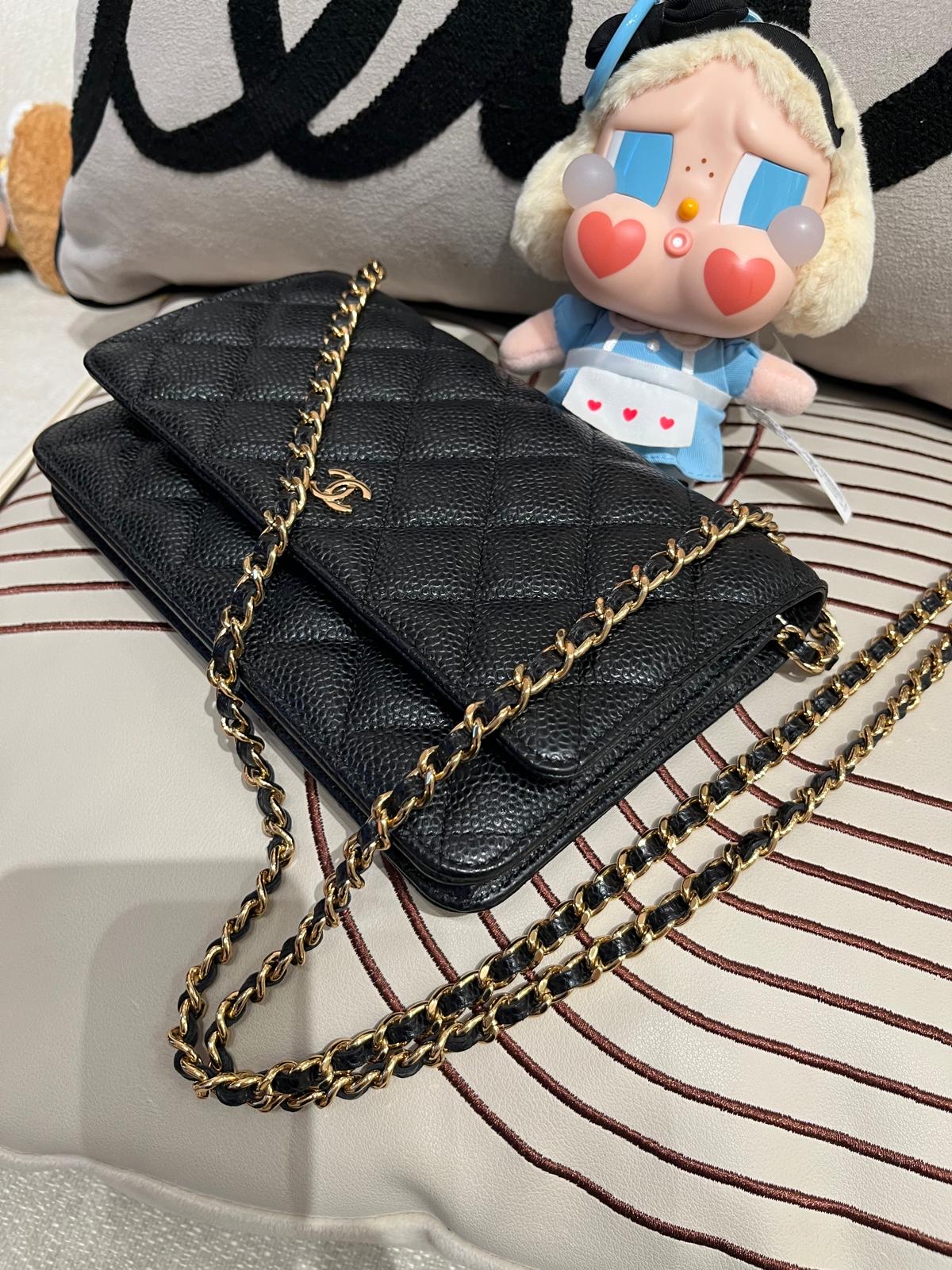Chanel wallet on chain 荔枝牛皮金鏈 100%Authentic ,98%new ✅ 29CARD ✅dust bag✅box