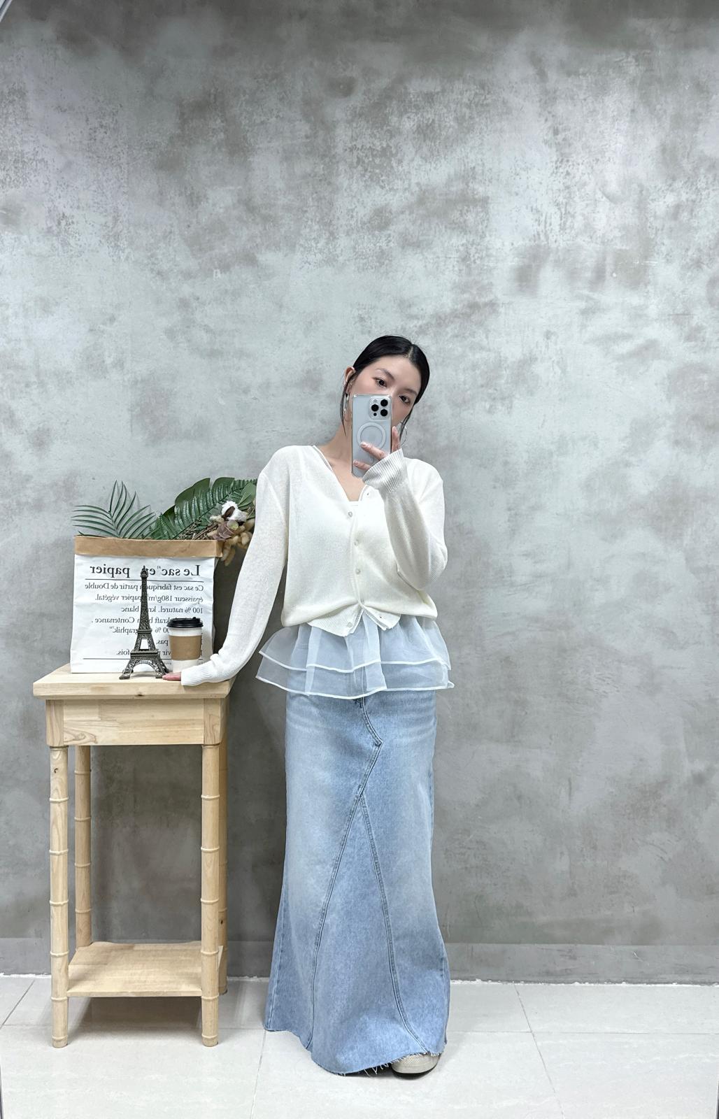 D19 半透紗邊線外套