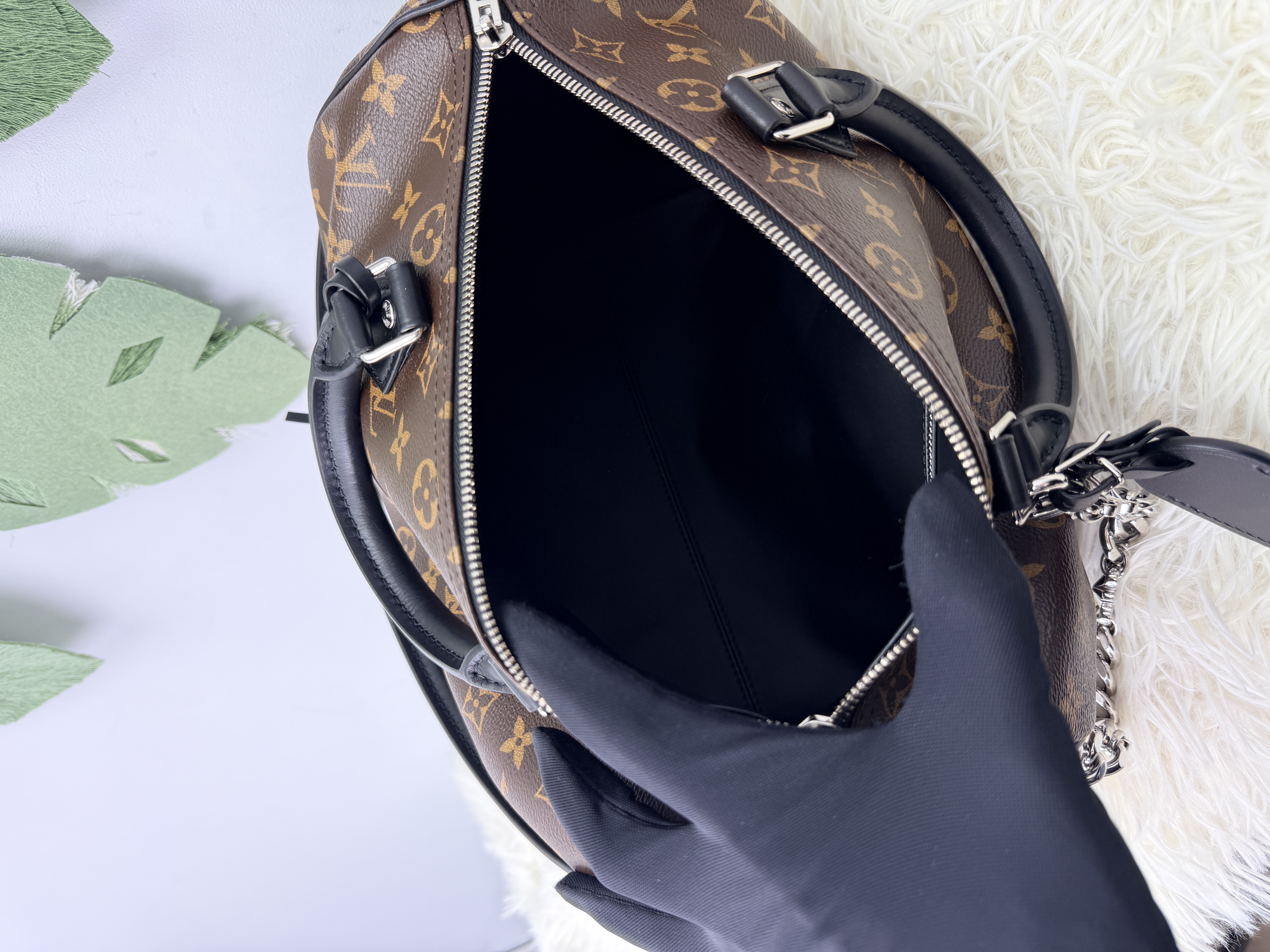 LV 🤍PRE OWNED 特別版 Speedy 30 老花旅行袋 晶片款 有塵袋有盒🤎