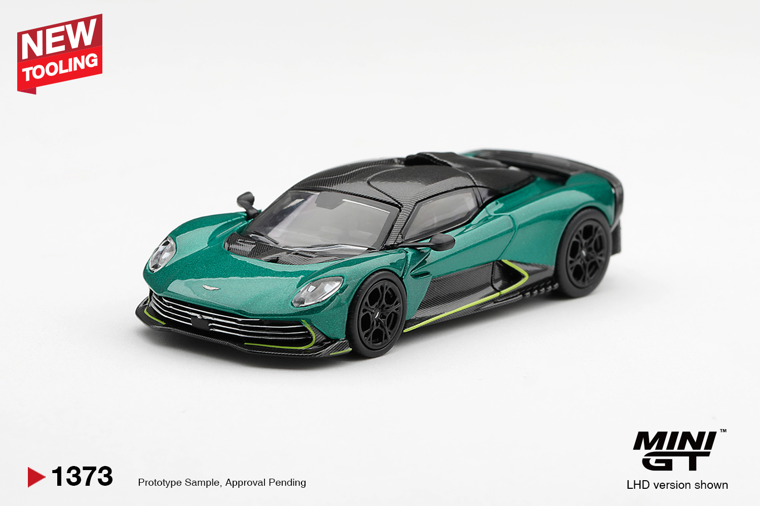 Pre Order - MINI GT ( MGT01373-R ) Aston Martin Valhalla Podium Green / MINIGT 預訂優惠價 Pre-Order Price: HK$80