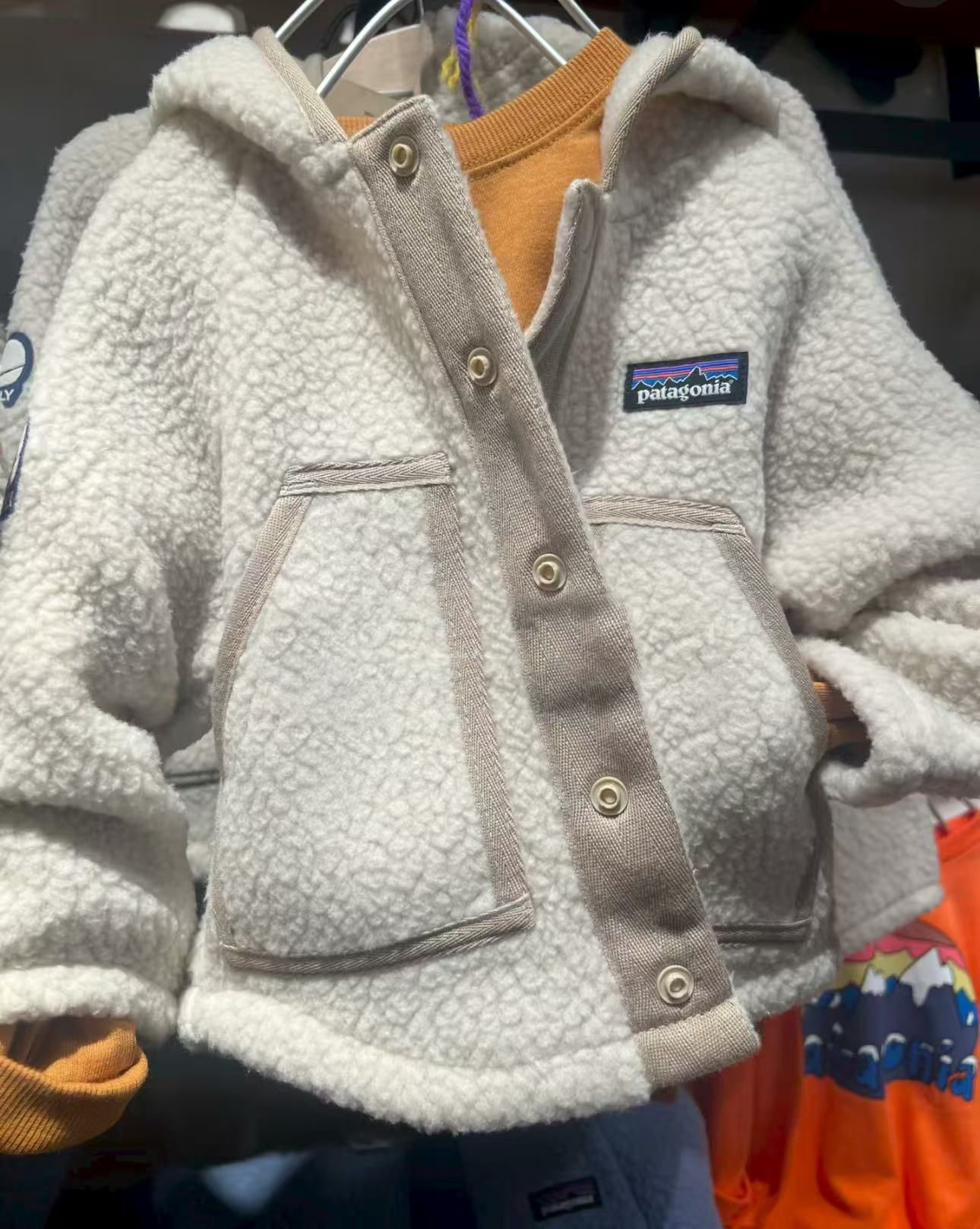 B0022 巴搭米灰外套