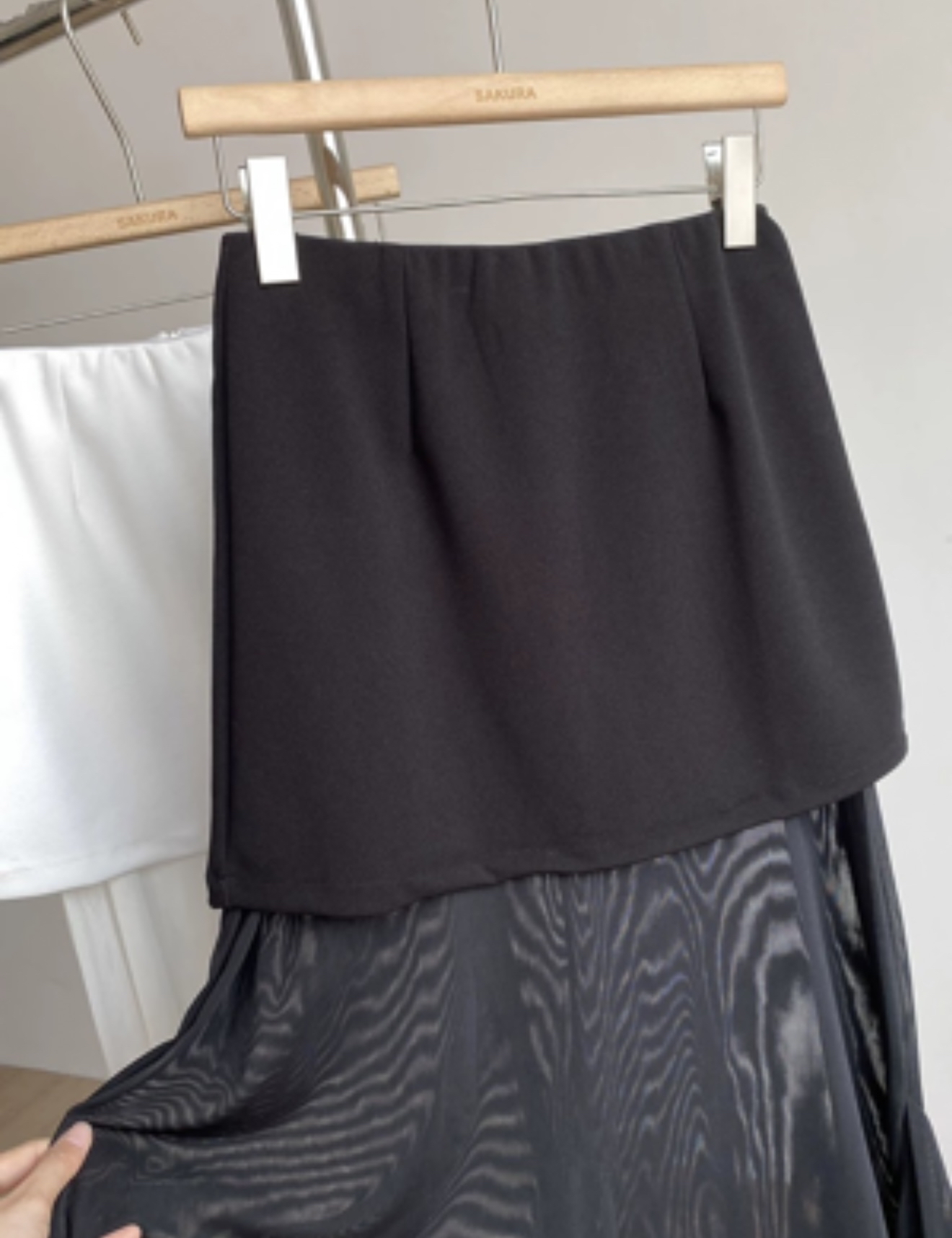 SK222设计感网纱裙