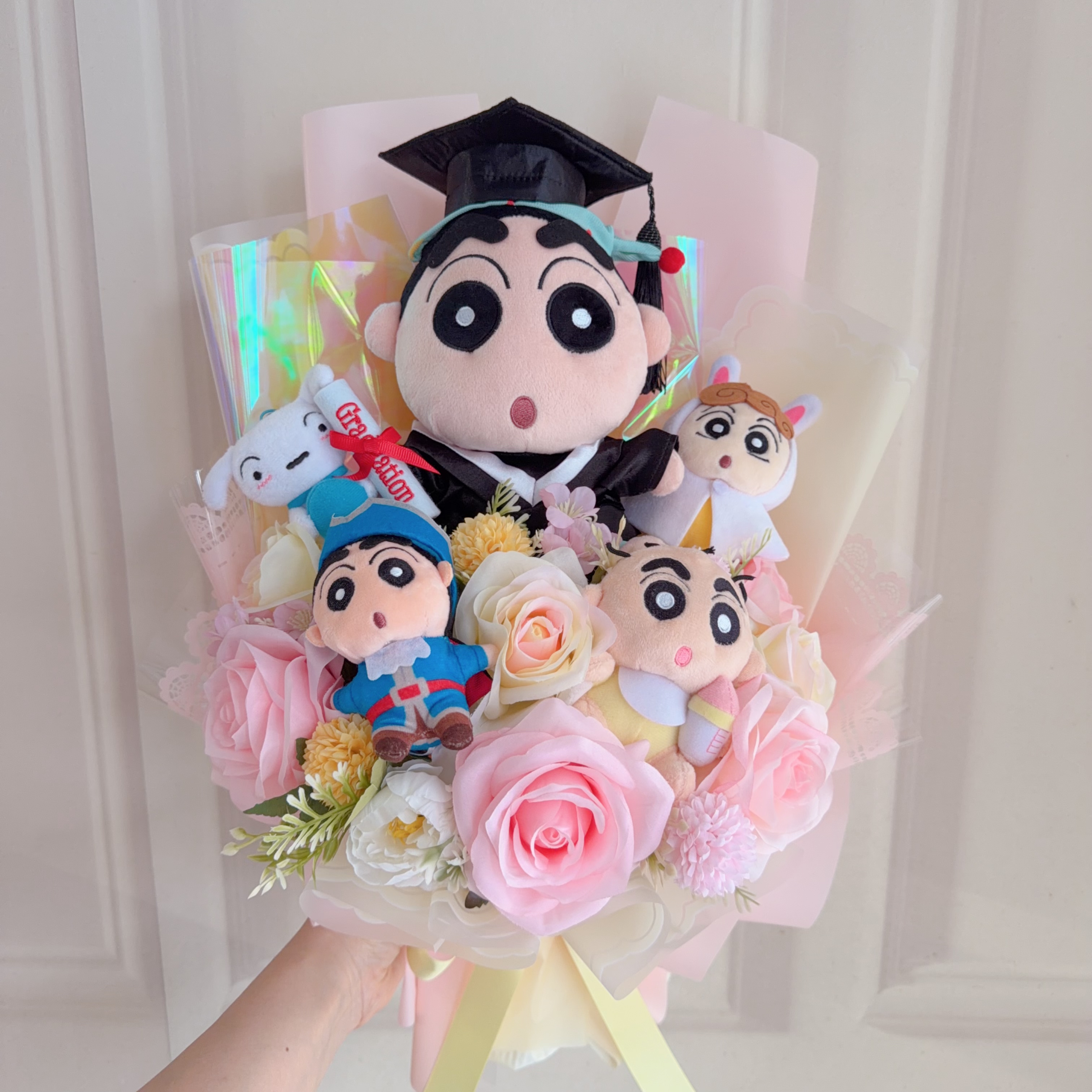 （現貨）蠟筆小新公仔花畢業款