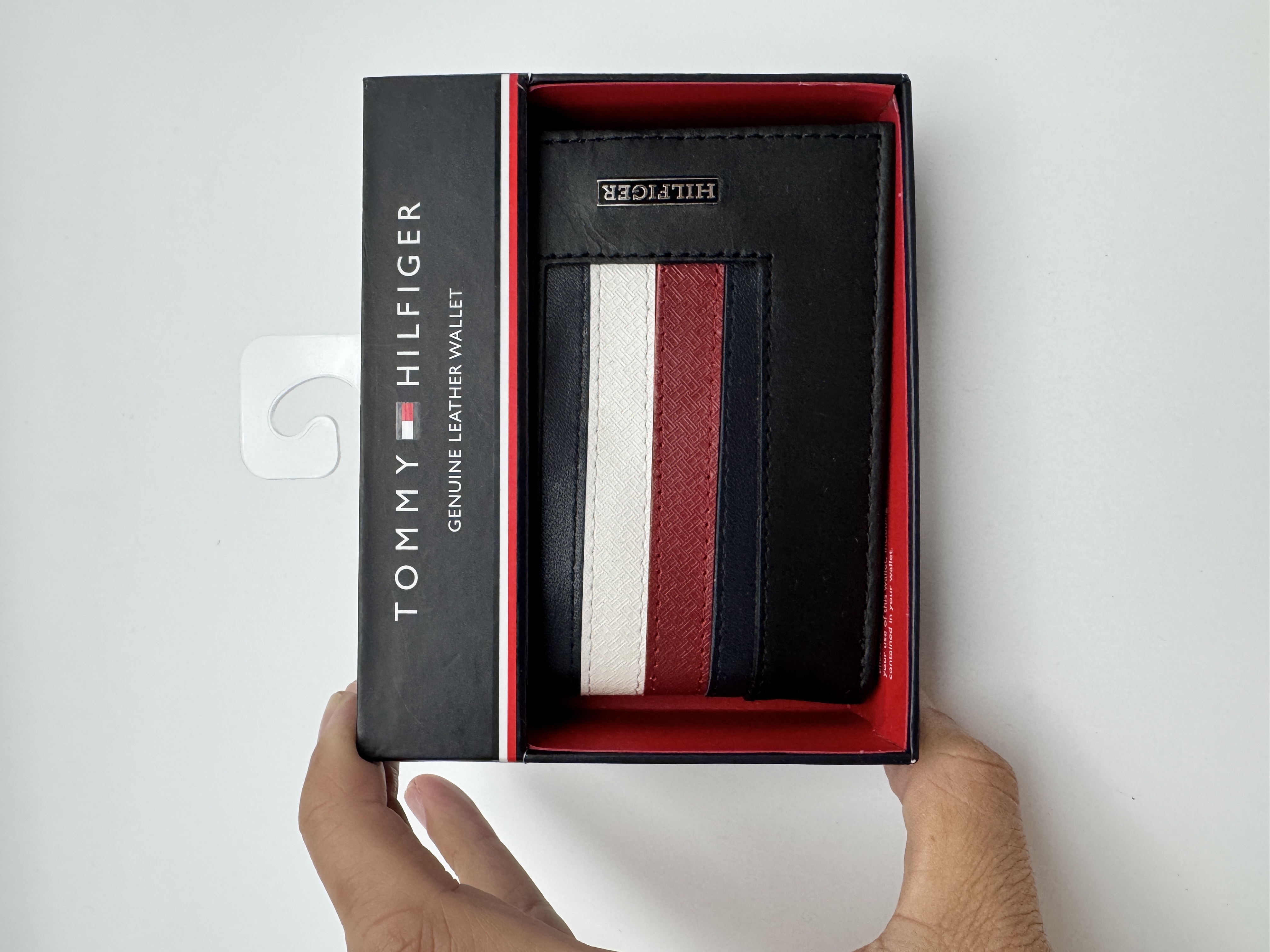 Tommy Hilfiger黑色皮銀包 (香港現貨) - TH1283