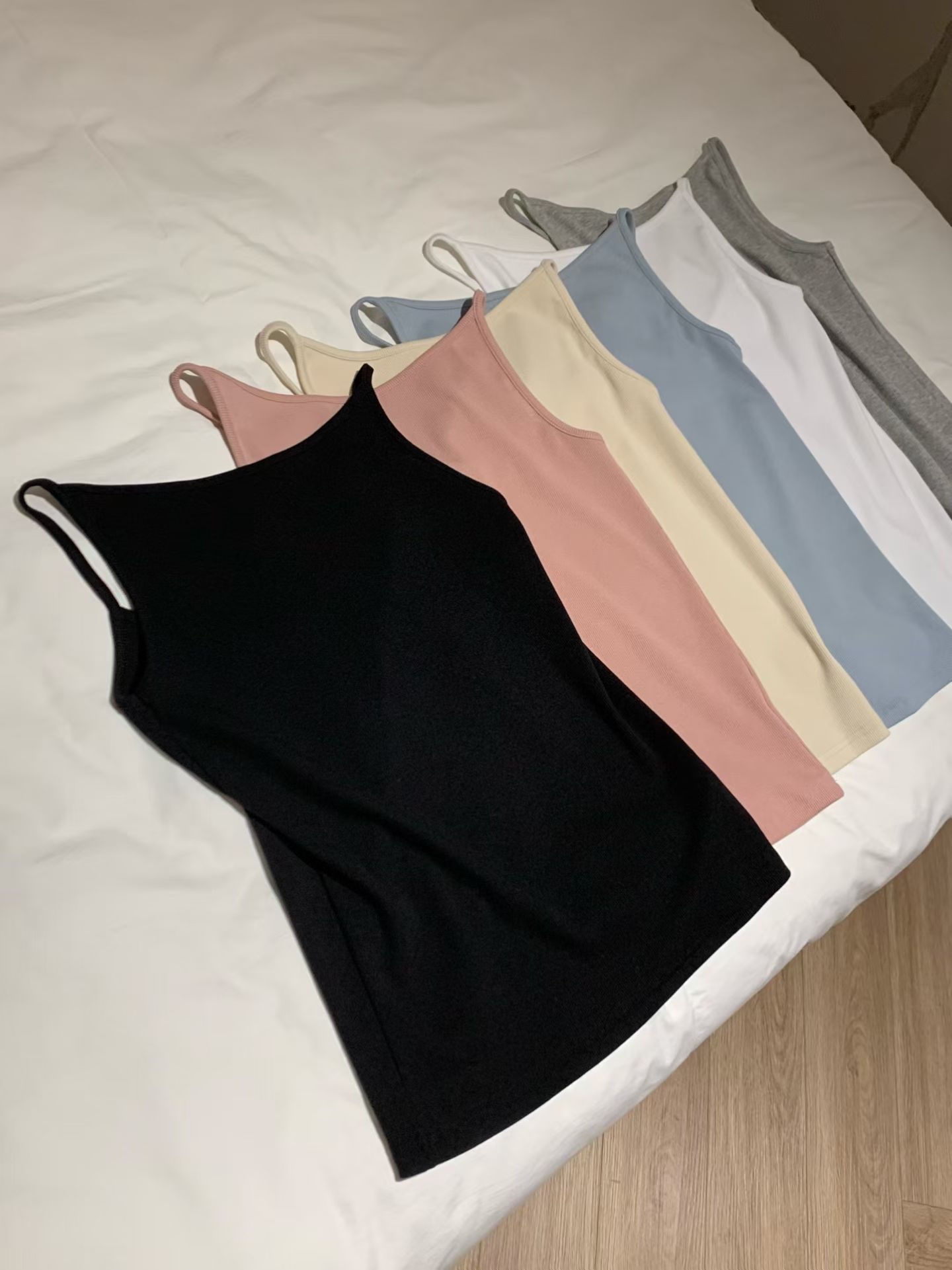 Elegant boat neck U-back cami top