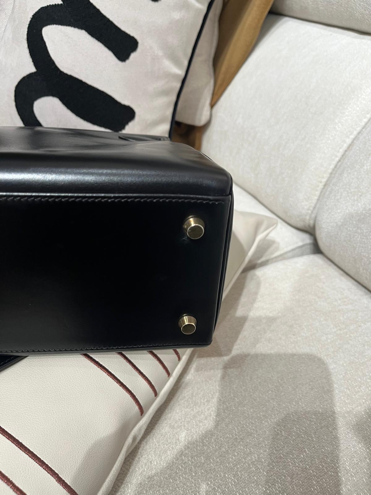 Hermes Kelly 28 ,1994 vintage 黑金BOX 皮 100%Authentic, 95%New  ✅Dust bag ✅肩帶