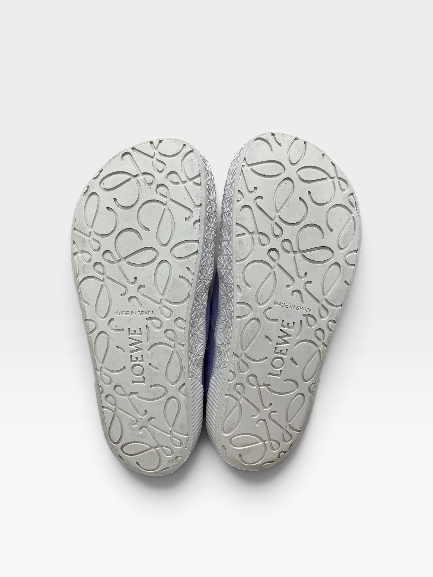 Pre-Owned LOEWE Sneakers / Product Code: 091007