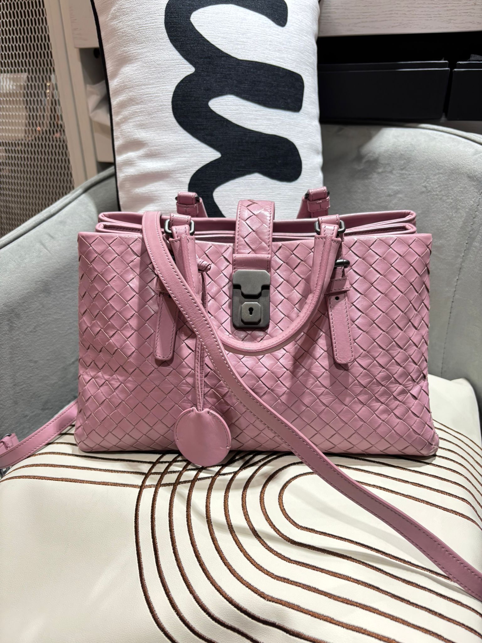 Bottega Veneta Bv 2way bag  100%Authentic ,95%new✅dust bag  