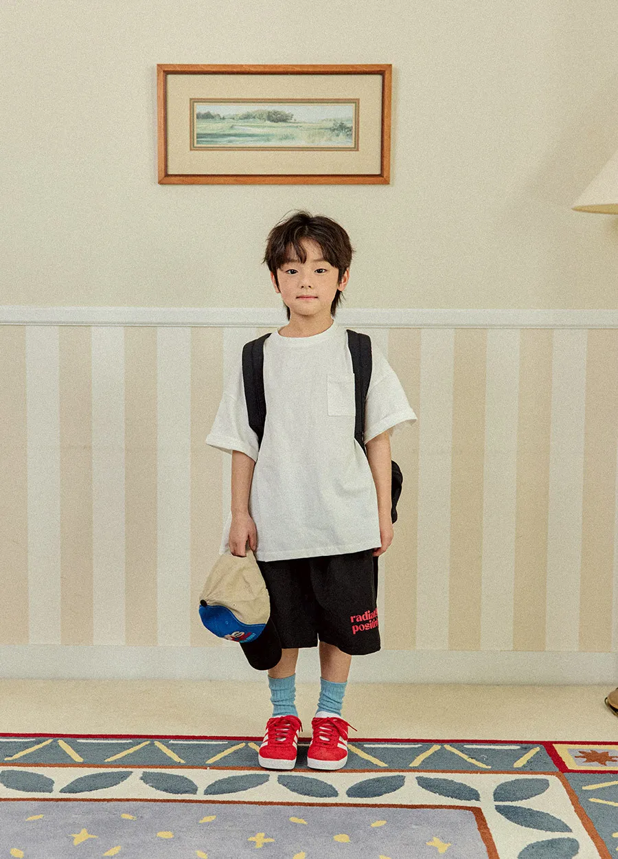 🇰🇷 Whitesketchbook | 字母笑臉五分短褲 2色