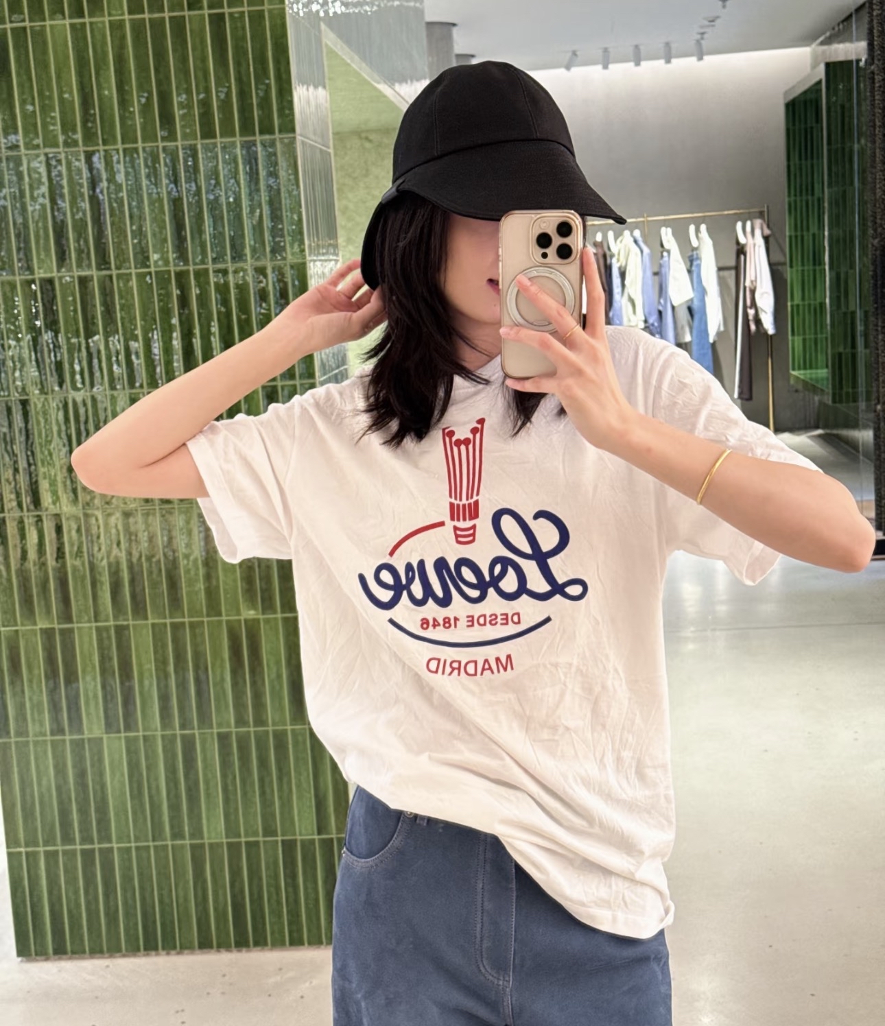 訂貨📮Loewe 新款 皺摺設計 白色logo tee Size XS/S/M/L