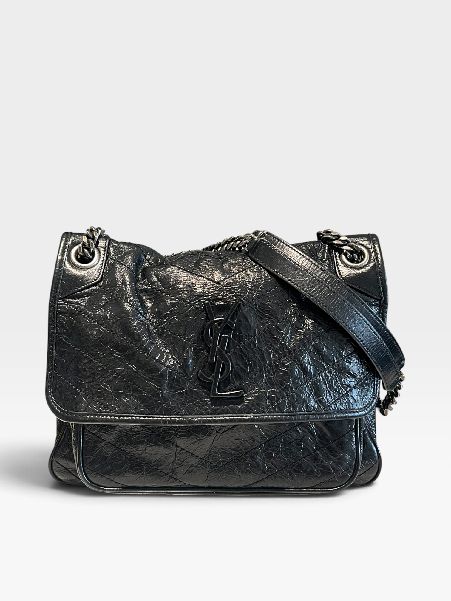 Pre-Owned YSL Nikki / Product Code: 091806