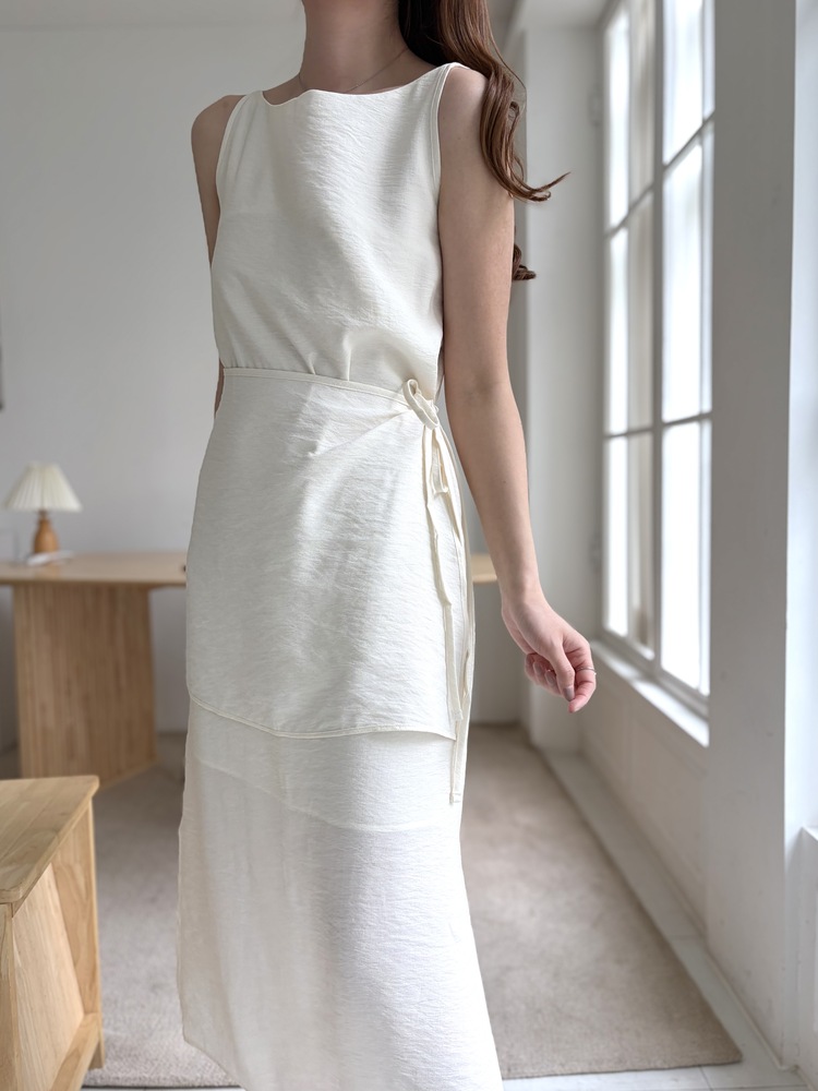 Boat Neck Layered Dress (Ivory)