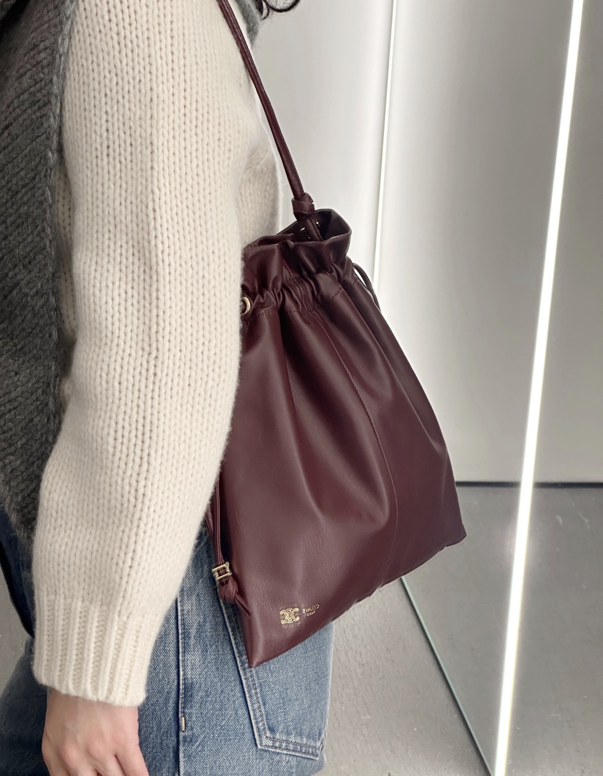 精選貨品優惠💖新款🆕訂貨📮Celine Crystal Pouch  Size 32x29cm