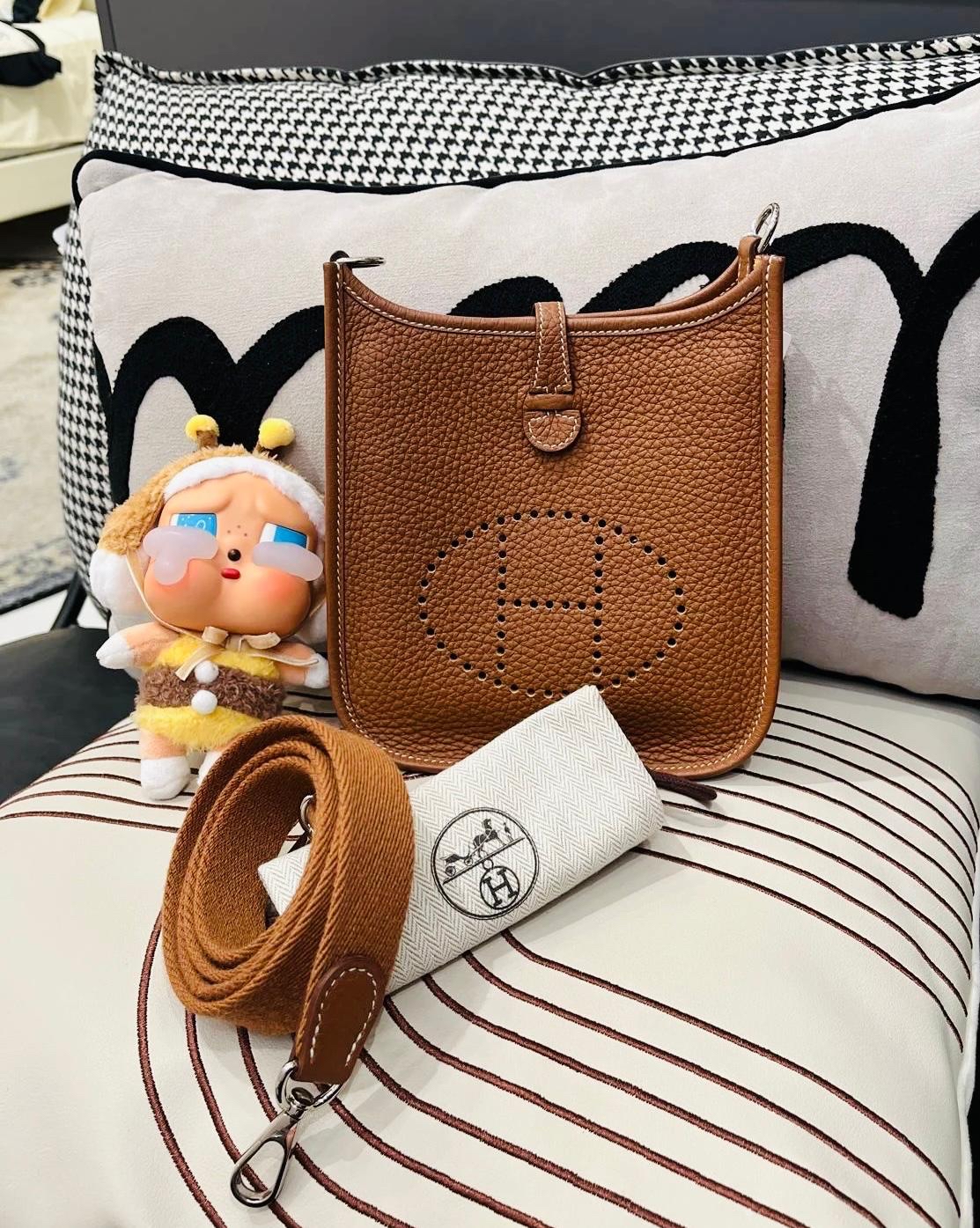 Hermes mini evelyne,Gold STAMP B ,100%Authentic,98%new ✅dust bag ✅box