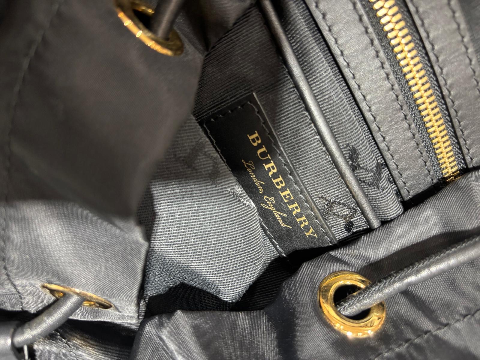Burberry Nylon Backpack 100%Authentic, 98%New ✅Dust bag
