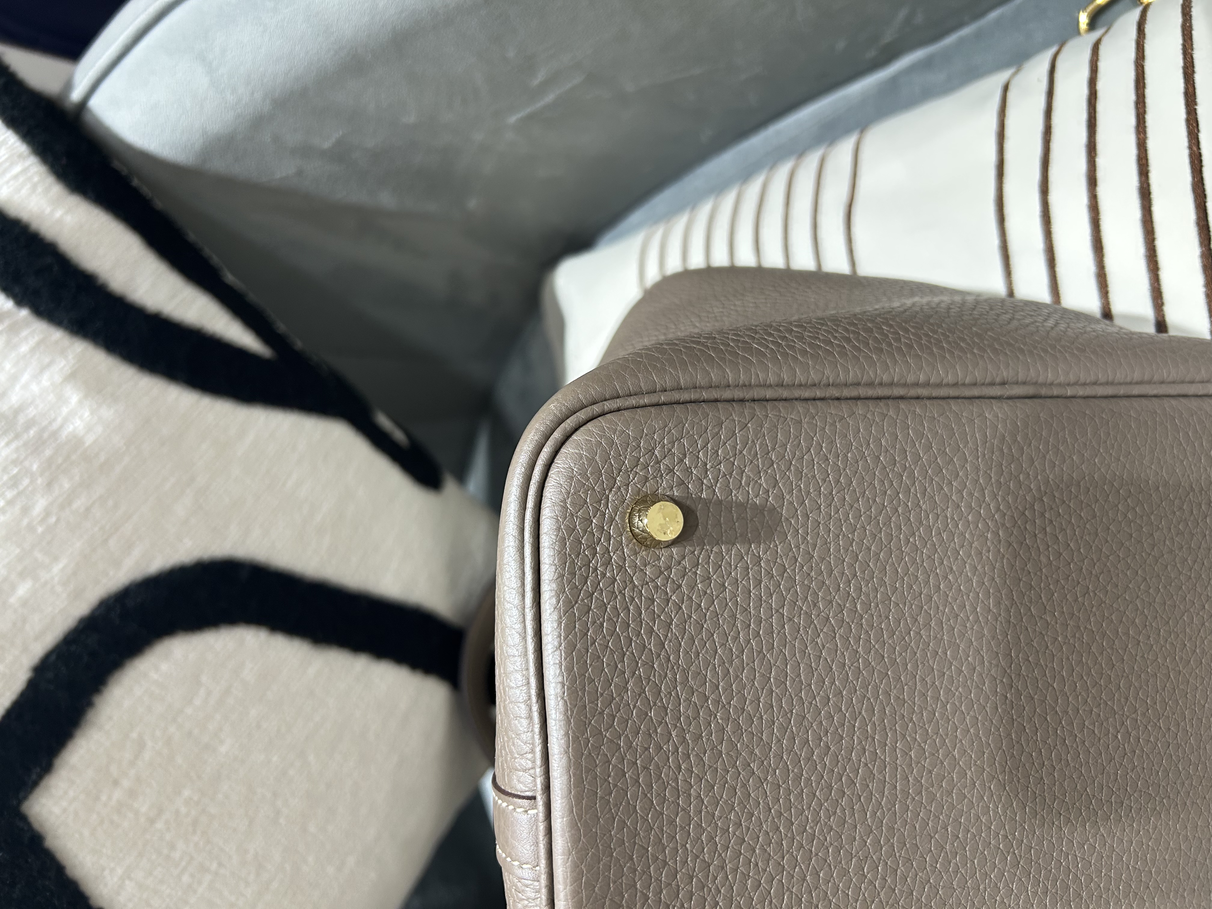 Hermes Picotin 22 Stamp D 大象灰金扣 100%Authentic, 95%New ✅Key Lock ✅Dust bag