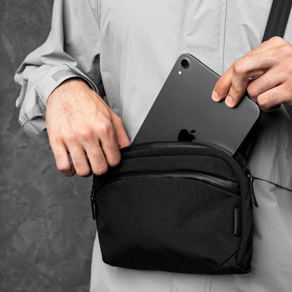 Alpaka Flight Sling 2L V2輕量旅行側肩包-Axoflux 400D(需預訂)