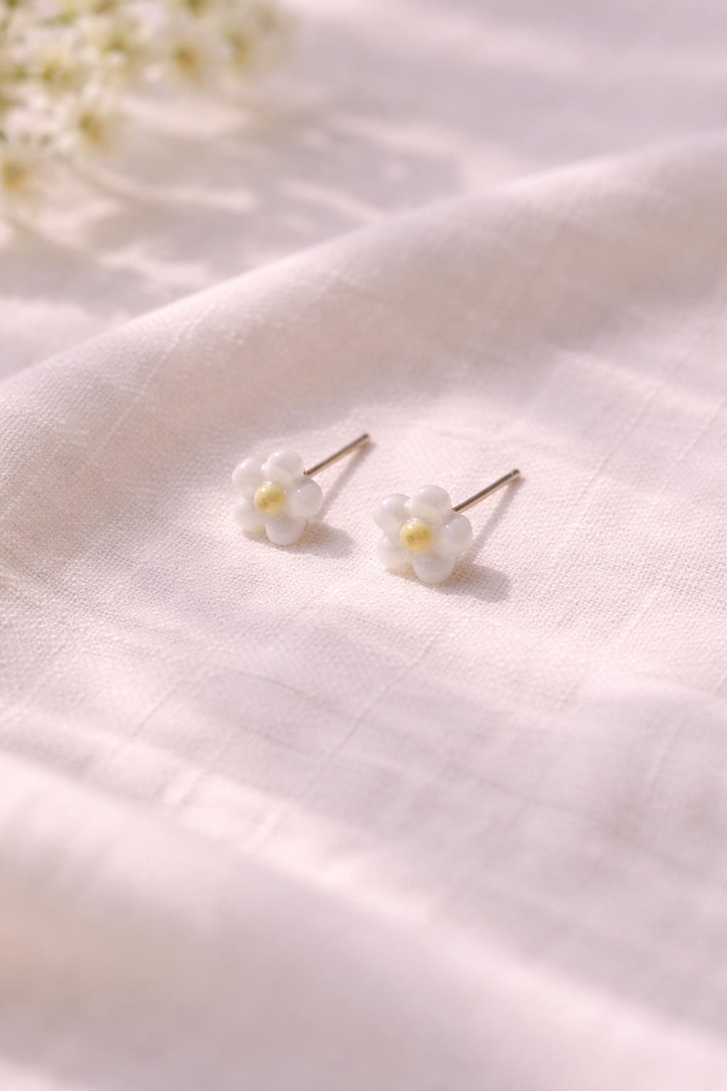 Ocr Gummy Flower Stud Earrings