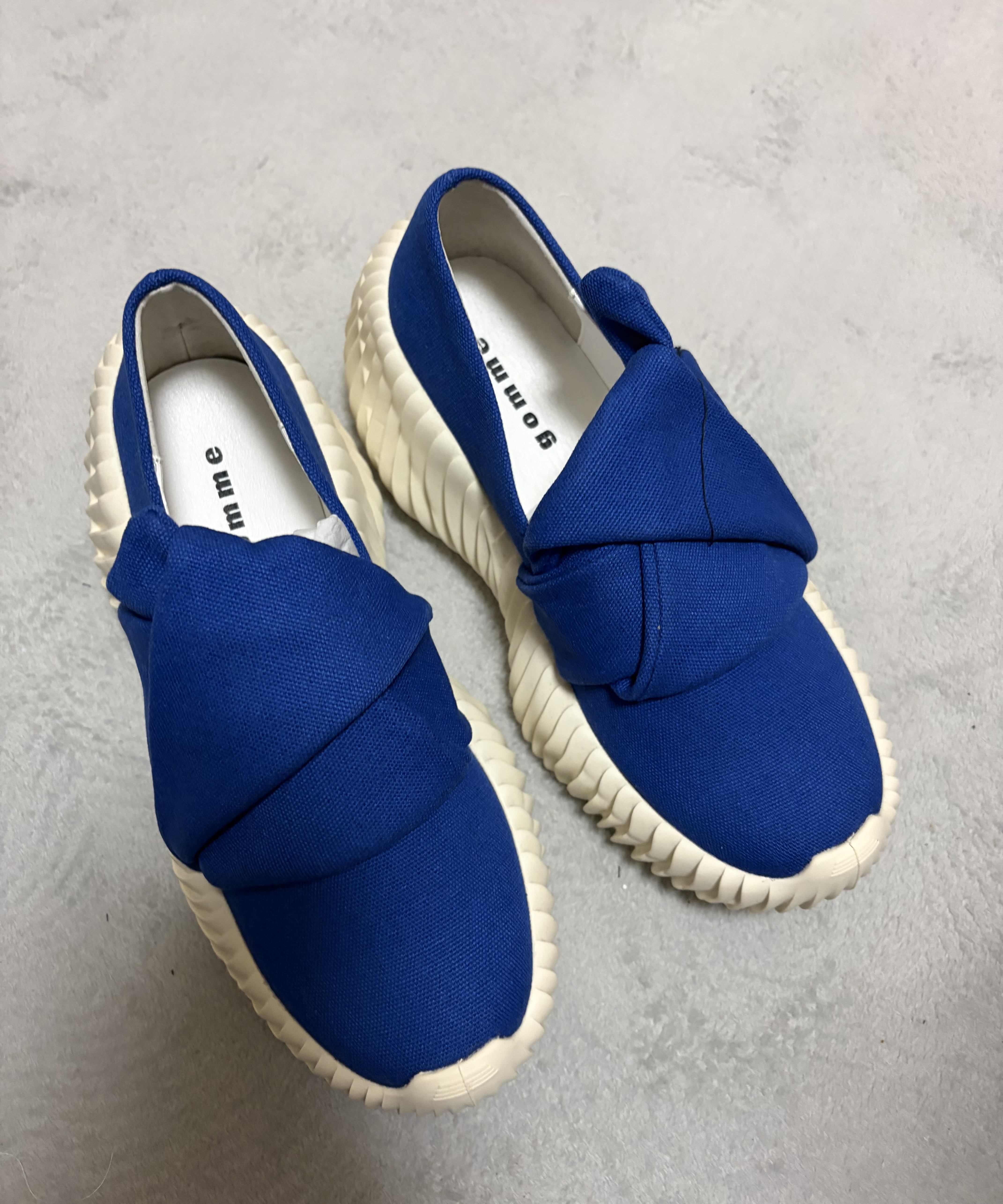 💕 Gomme blue sneakers size M 💕