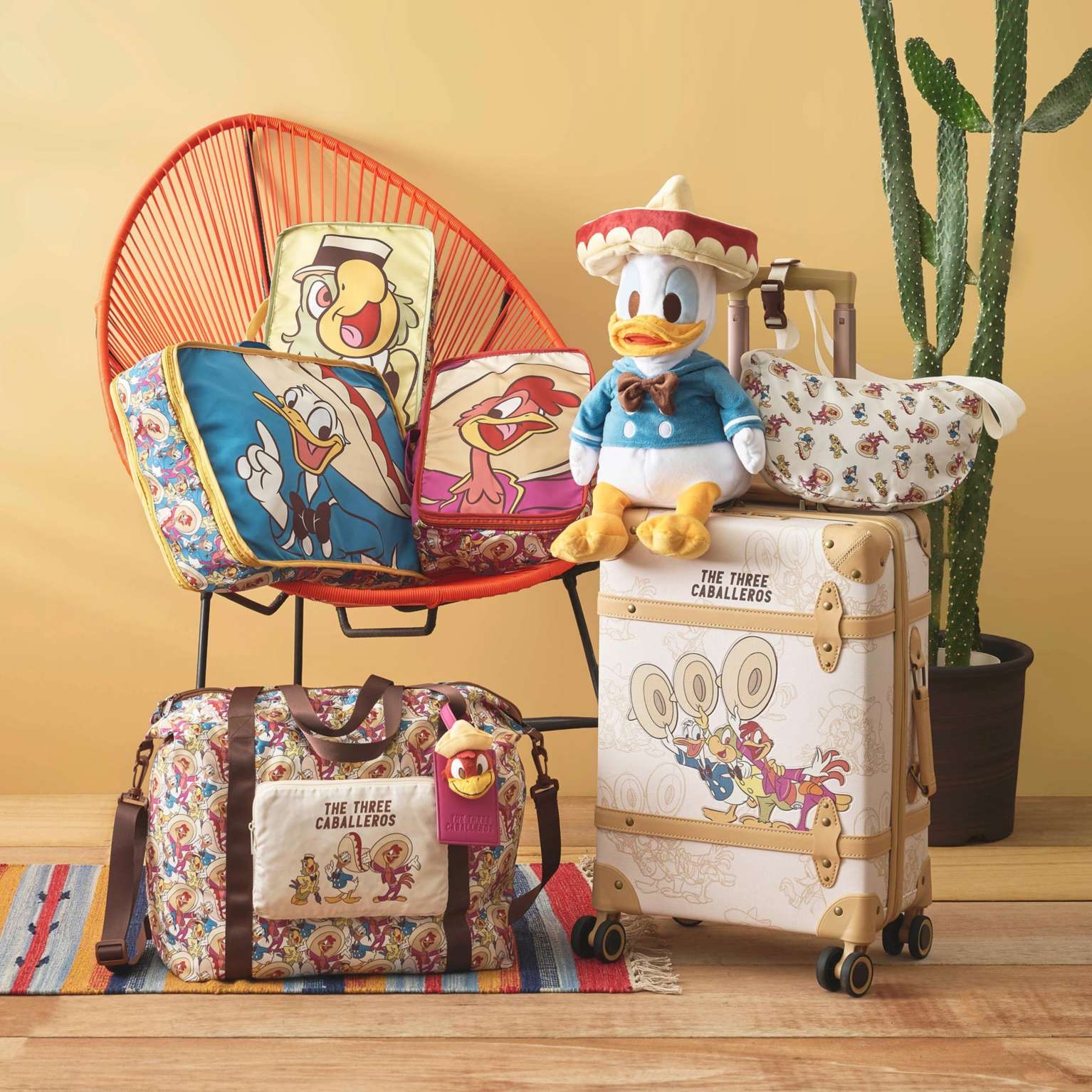 🎀【預訂】Disney TRAVEL WITH AMIGOS Shoe Case