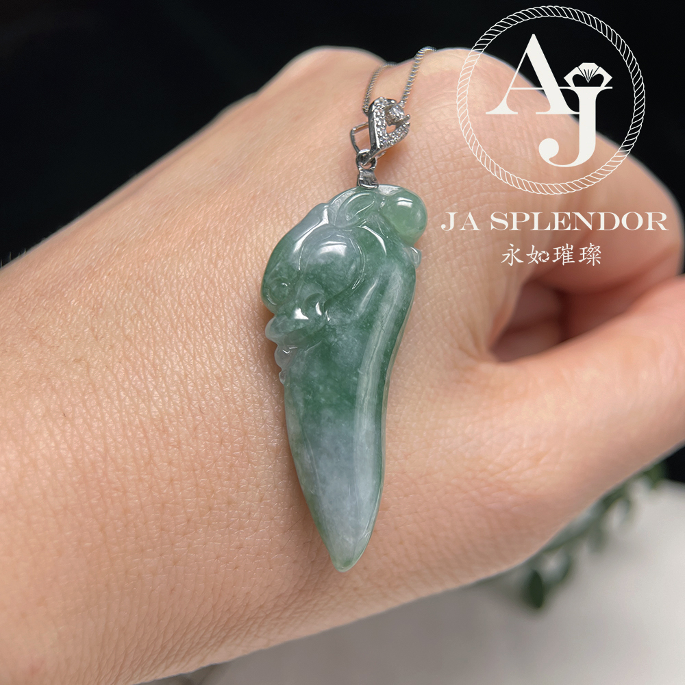 JNS-231 天然翡翠A玉 意境青綠龍牙護身吊墜