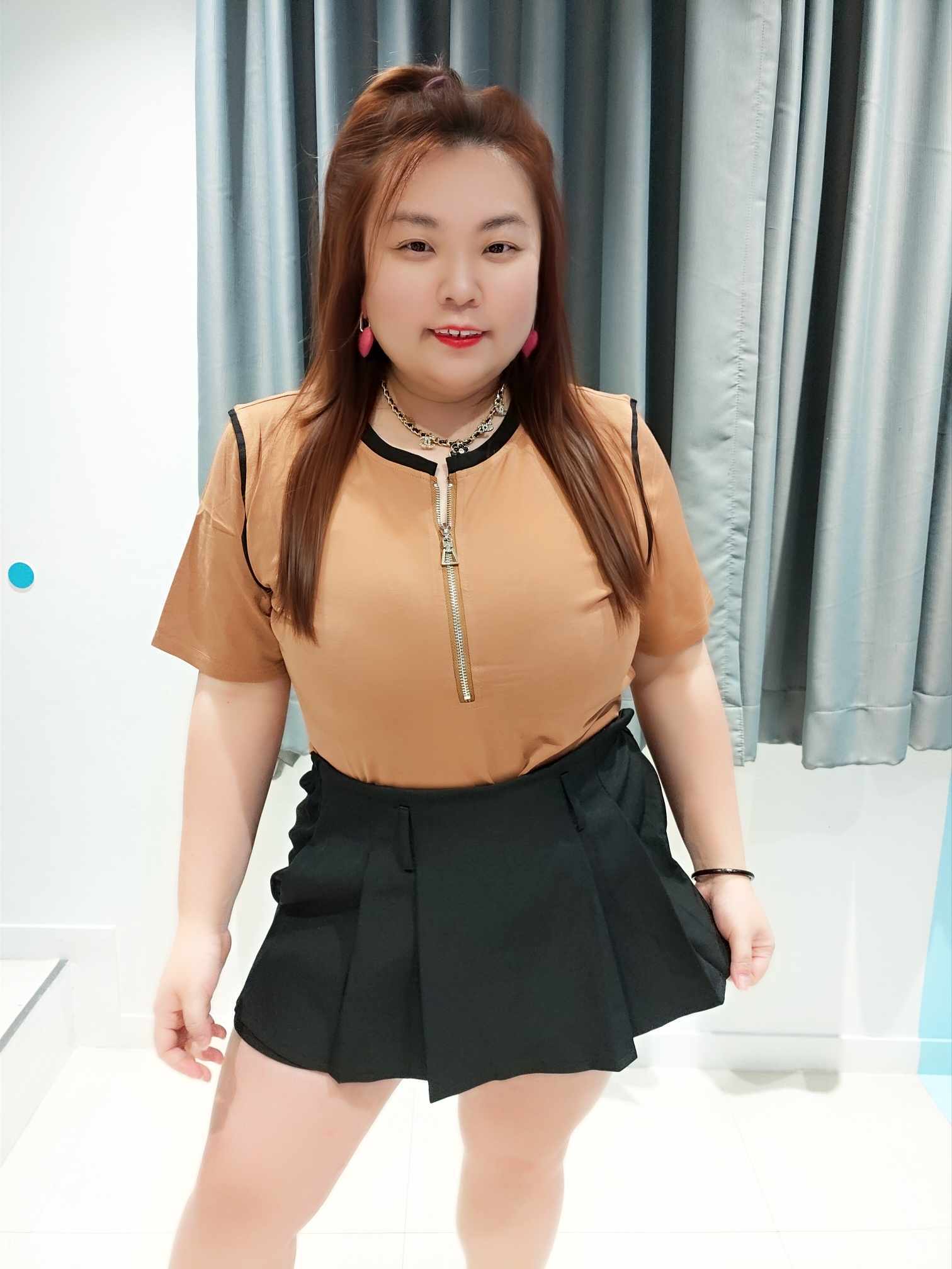 ENF11 E181601 前拉链滚边设计上衣