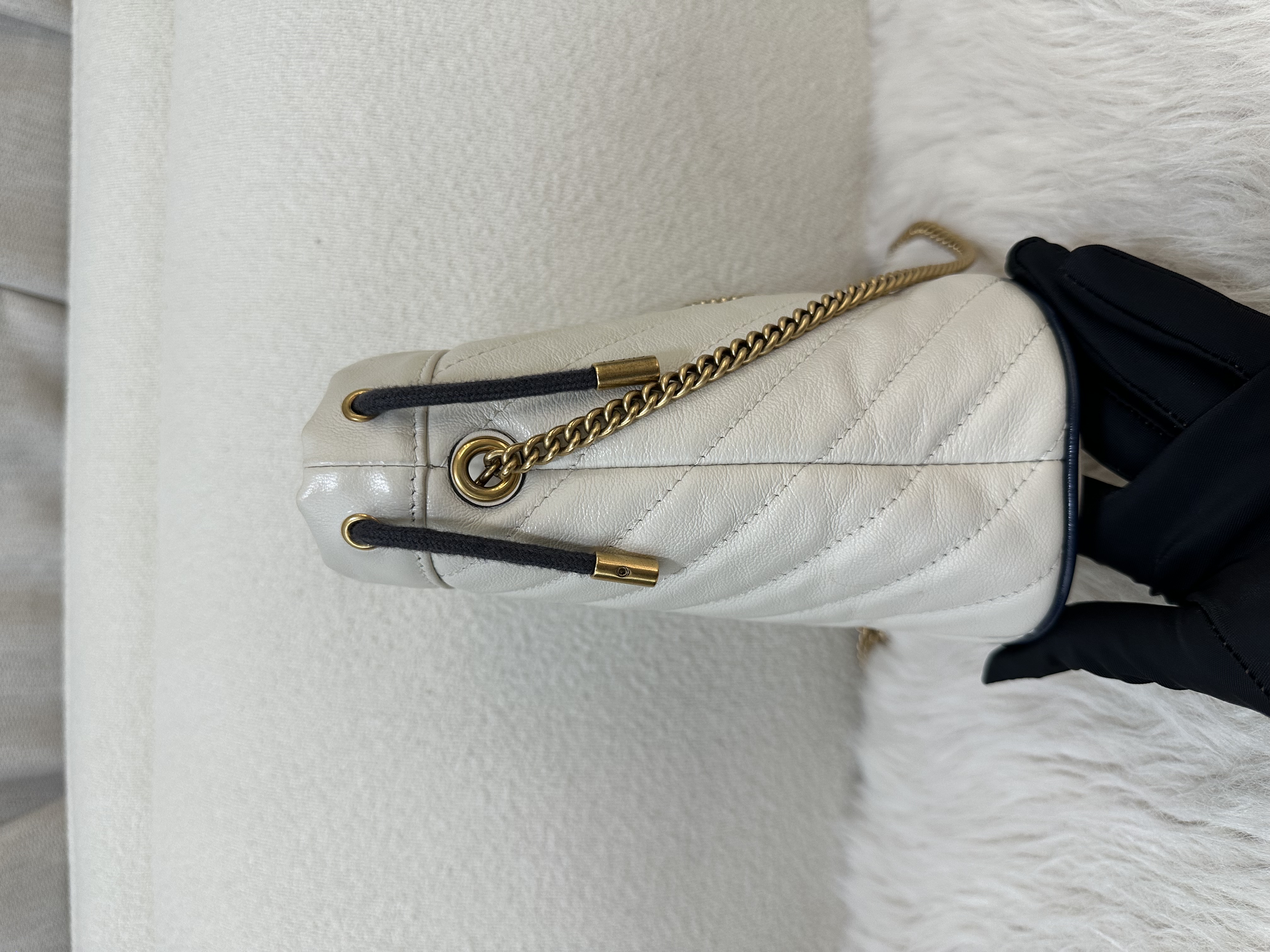Pre-Owned GUCCI Bucket Bag / Product Code: 26022416