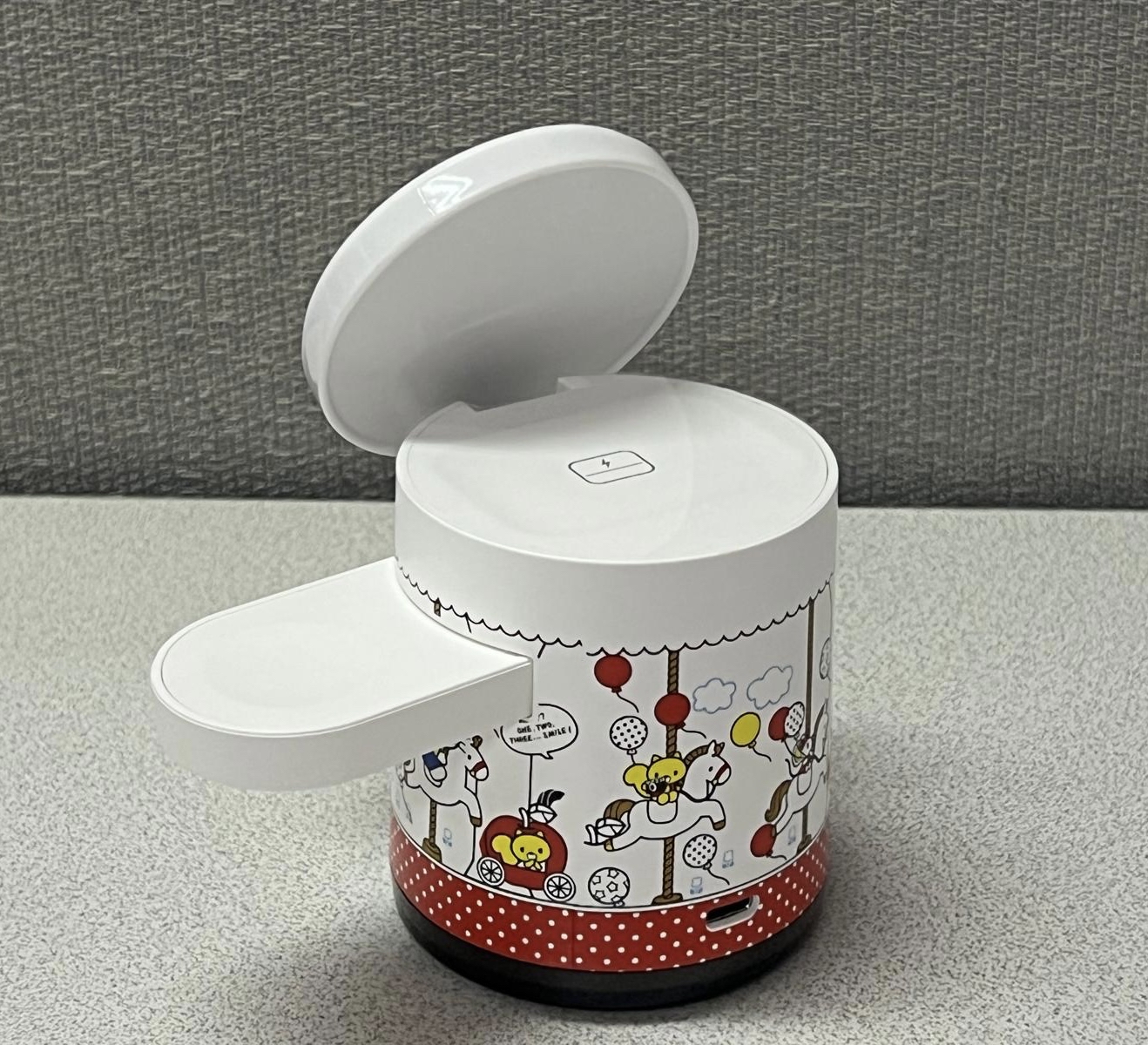 🎀 XPower x Hello Kitty Qi2迷你掌心5合1 MagCharge 15W磁吸無線充電座