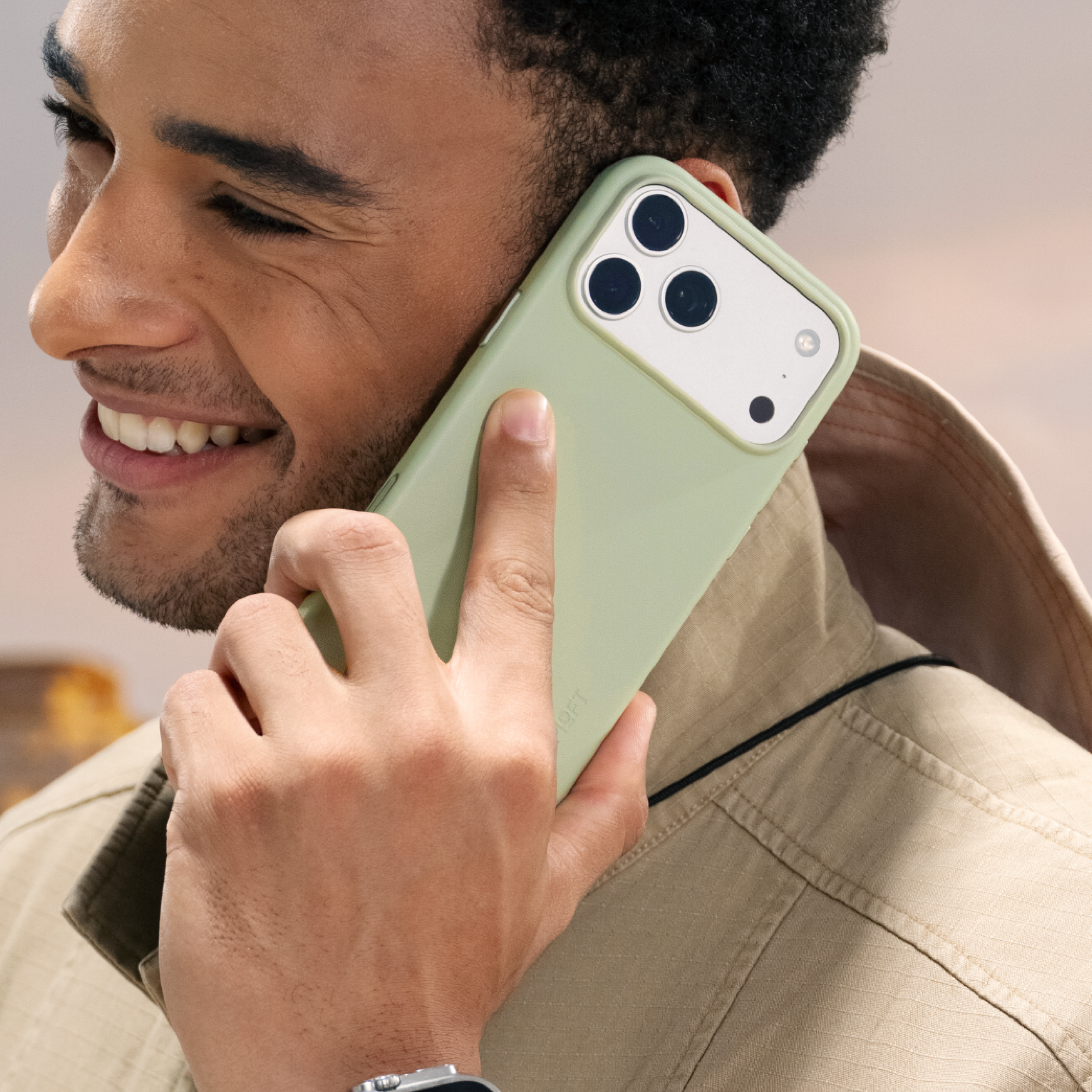 MOFT Snap Case for iPhone 18 Pro MOVAS™ 皮革磁力保護殼