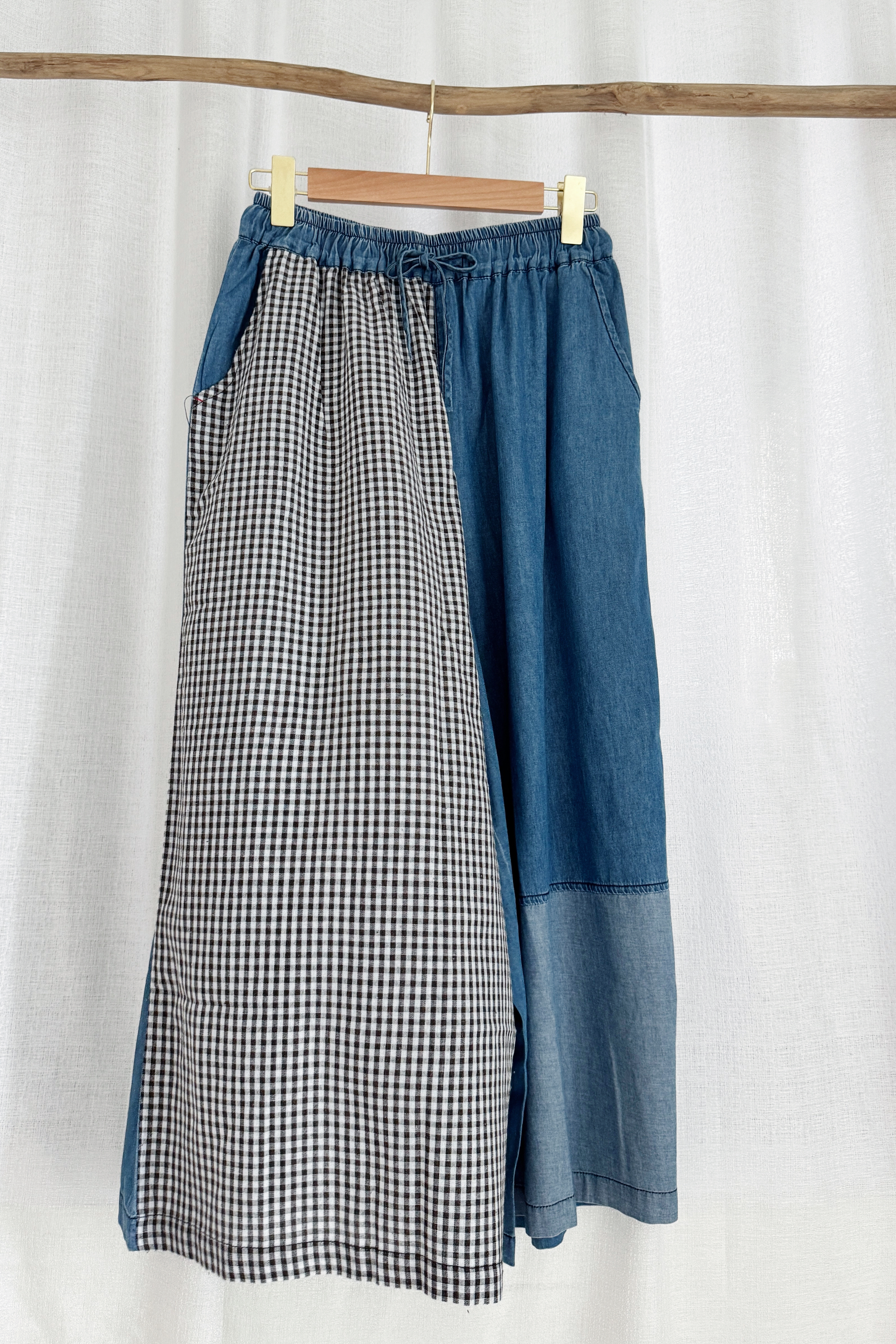 设计感丹宁拼接宽松长裤