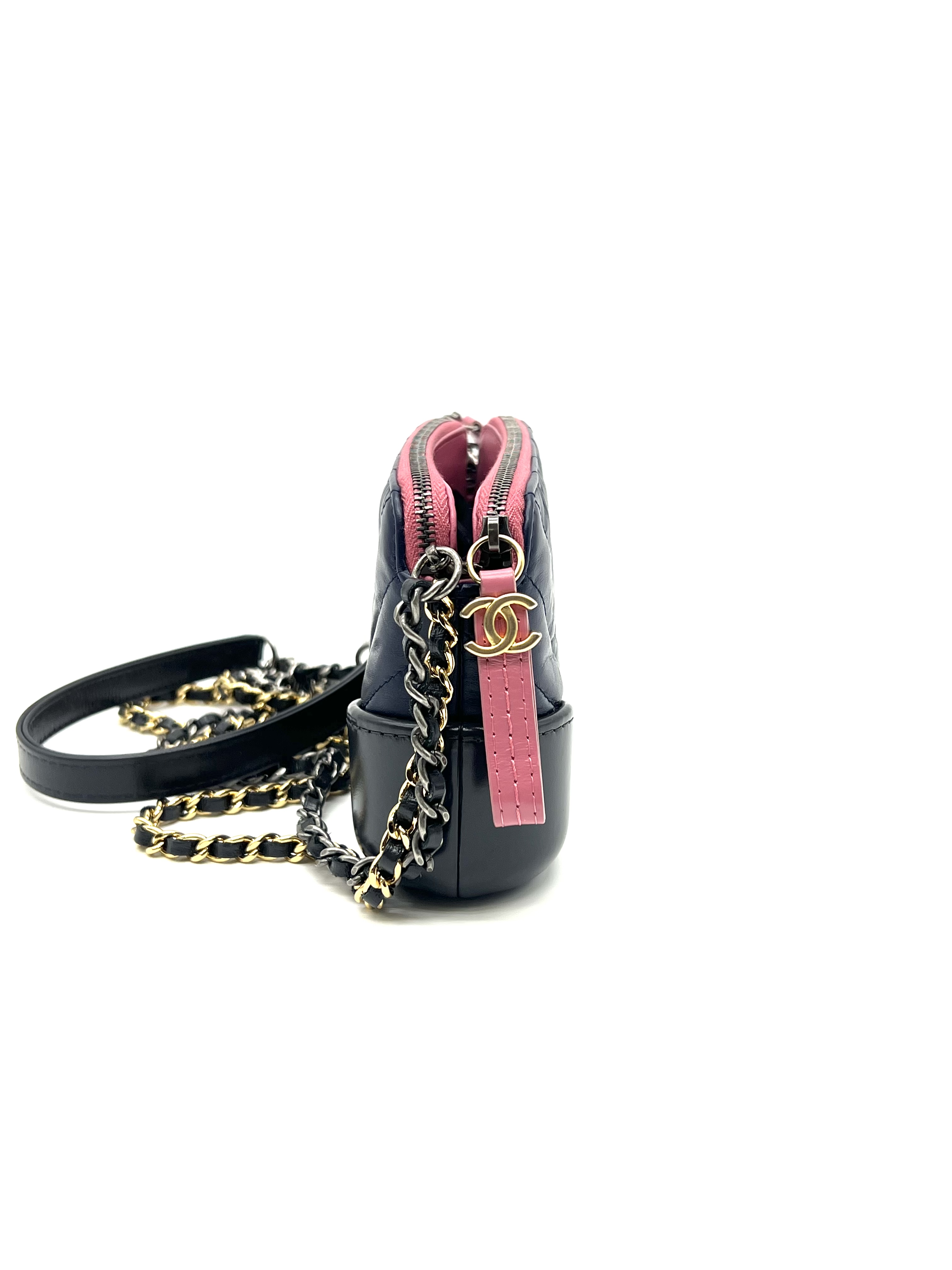 Pre-Owned CHANEL Gabrielle Wallet On Chain / Product Code: 26041702