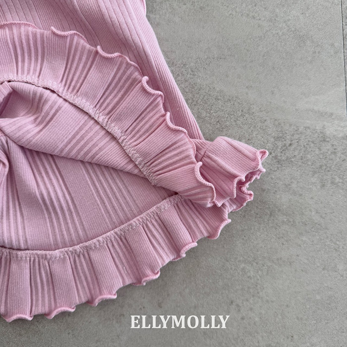 🇰🇷Ellymolly tee