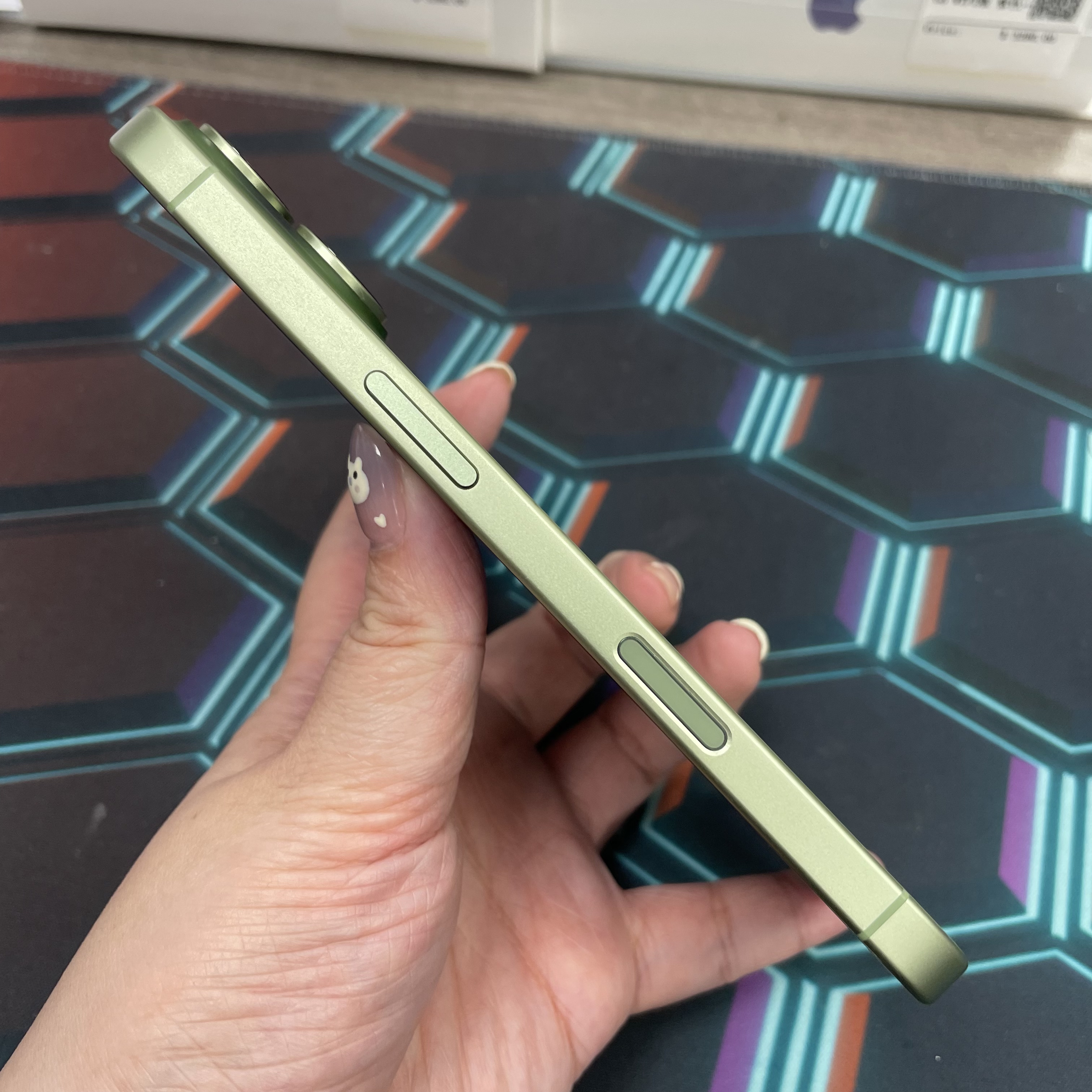 *6750 17 完美機 256GB 電100 綠色 green