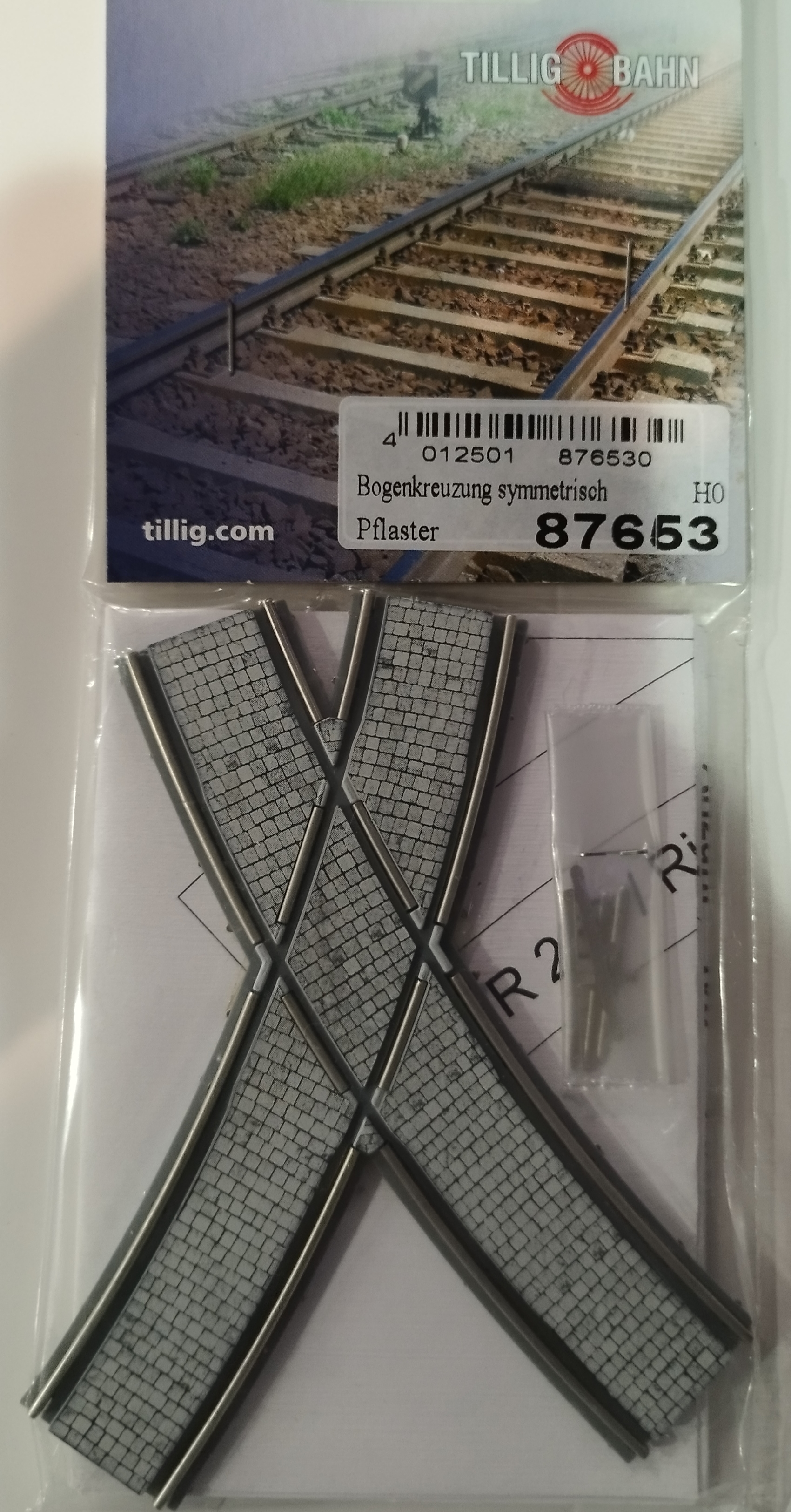 Tillig LUNA HO 彎道交叉 1:87 Curved crossing paving-stones  馬路路軌•城市輕軌•電車路軌