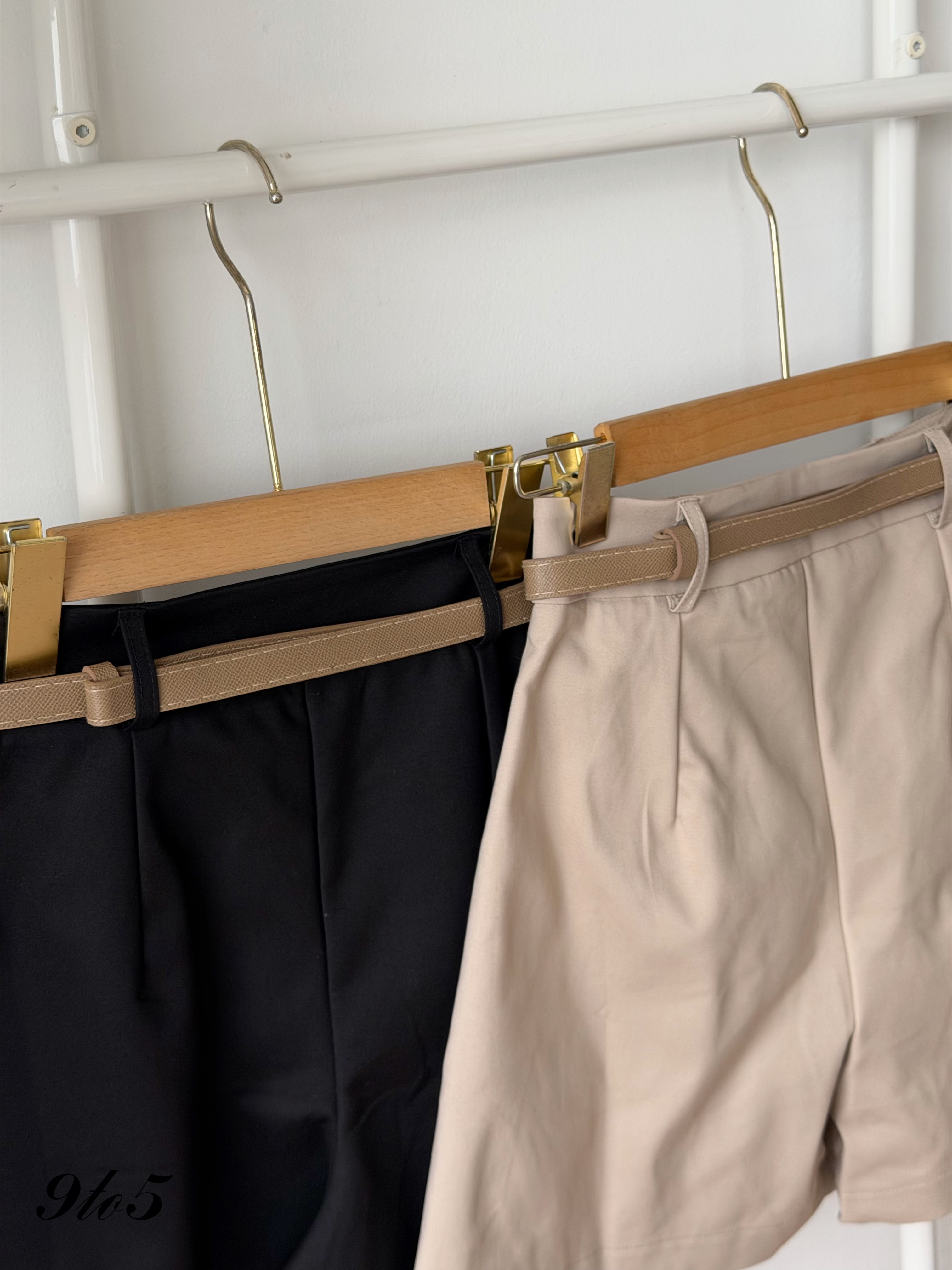 S2015 A Line Short Pants - Black & Khaki