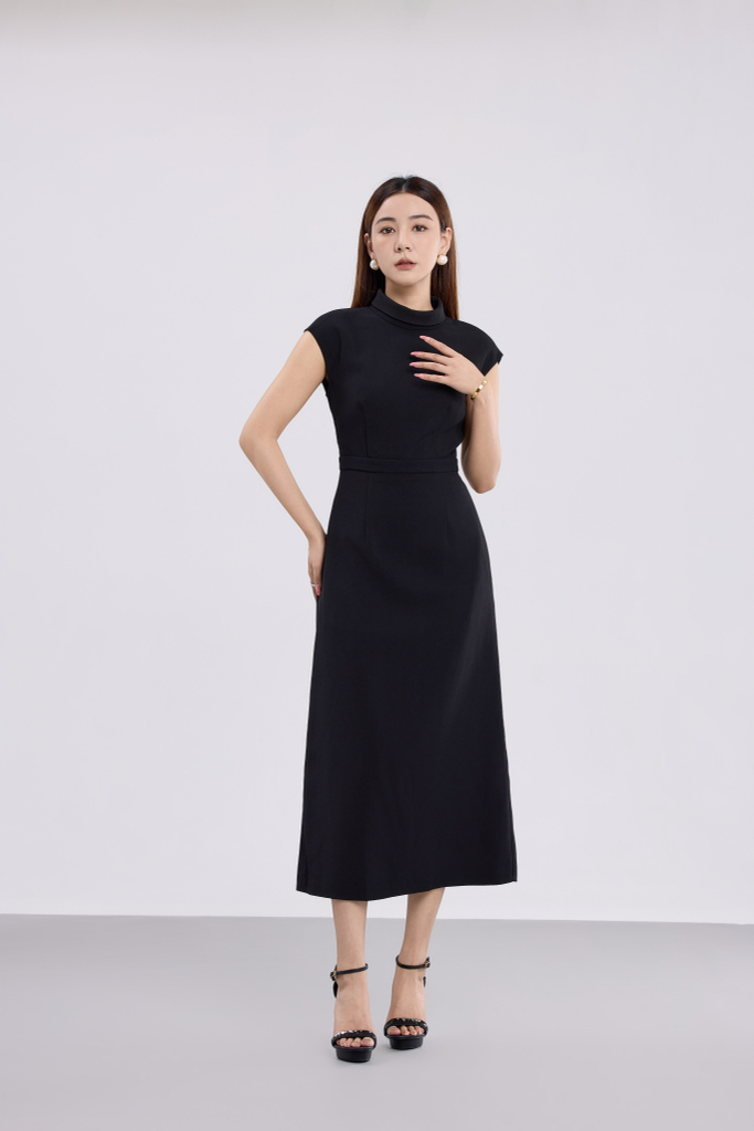 14241328 Aurora Open-Back Elegance Dress