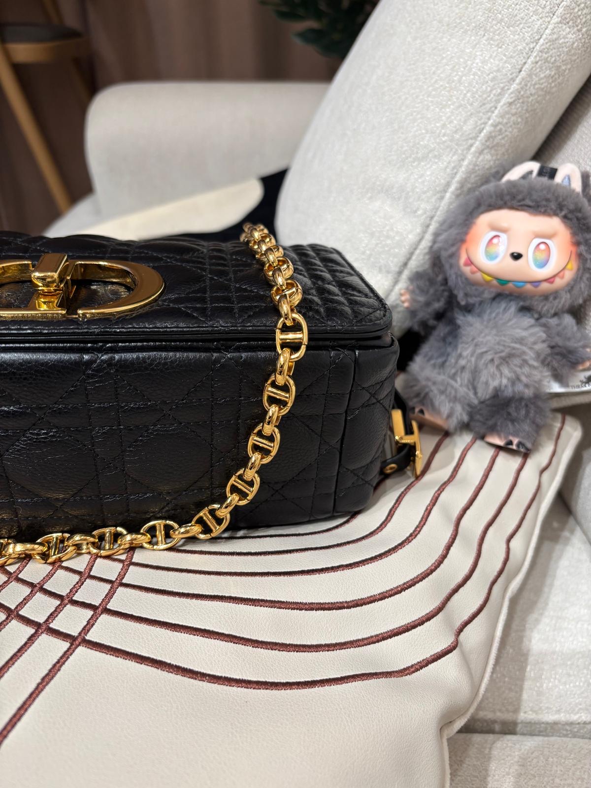 Dior Caro Medium Calfskin 100%Authentic, 95%New ✅Dust bag
