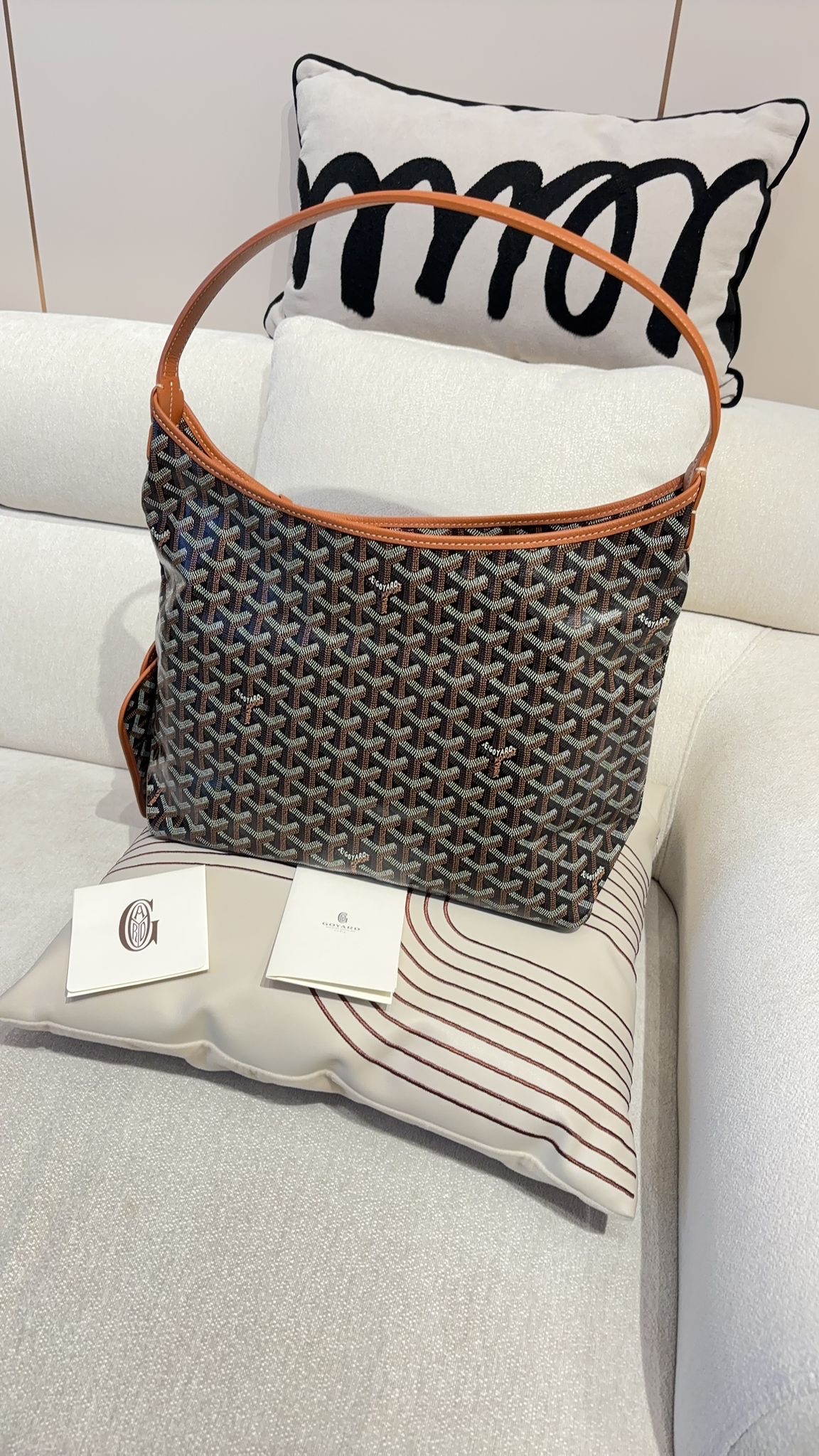 Goyard Hobo Tan 100%Authentic, 98%New✅收據✅Dust bag