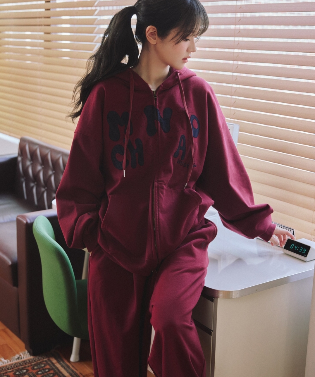 [ QWER ] 1993 Studio x QWER Chodan 合作限定