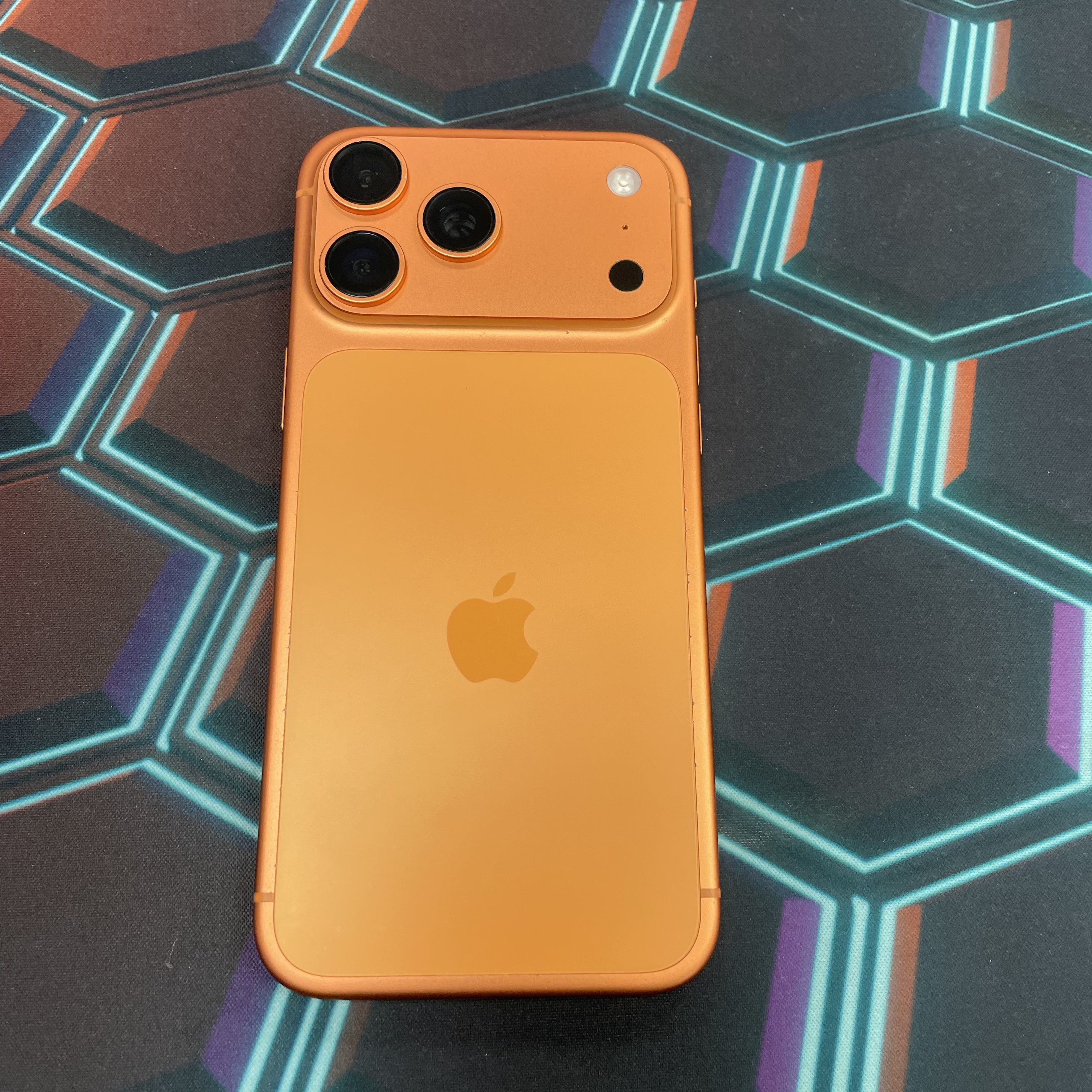 *7666 17 Pro max 勁靚機 512GB 電99 橙色 orange