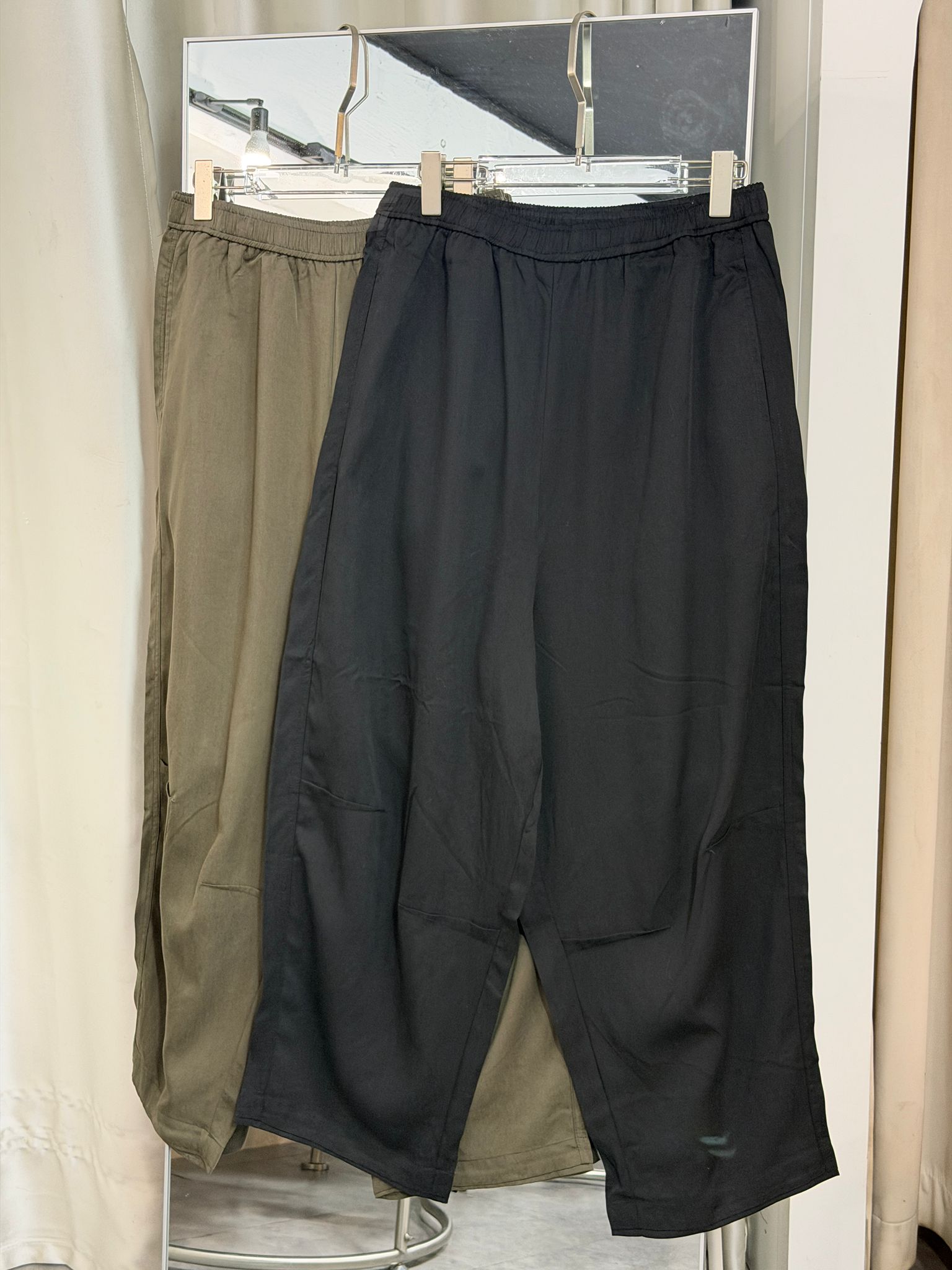 簡約休閒寬鬆束口褲